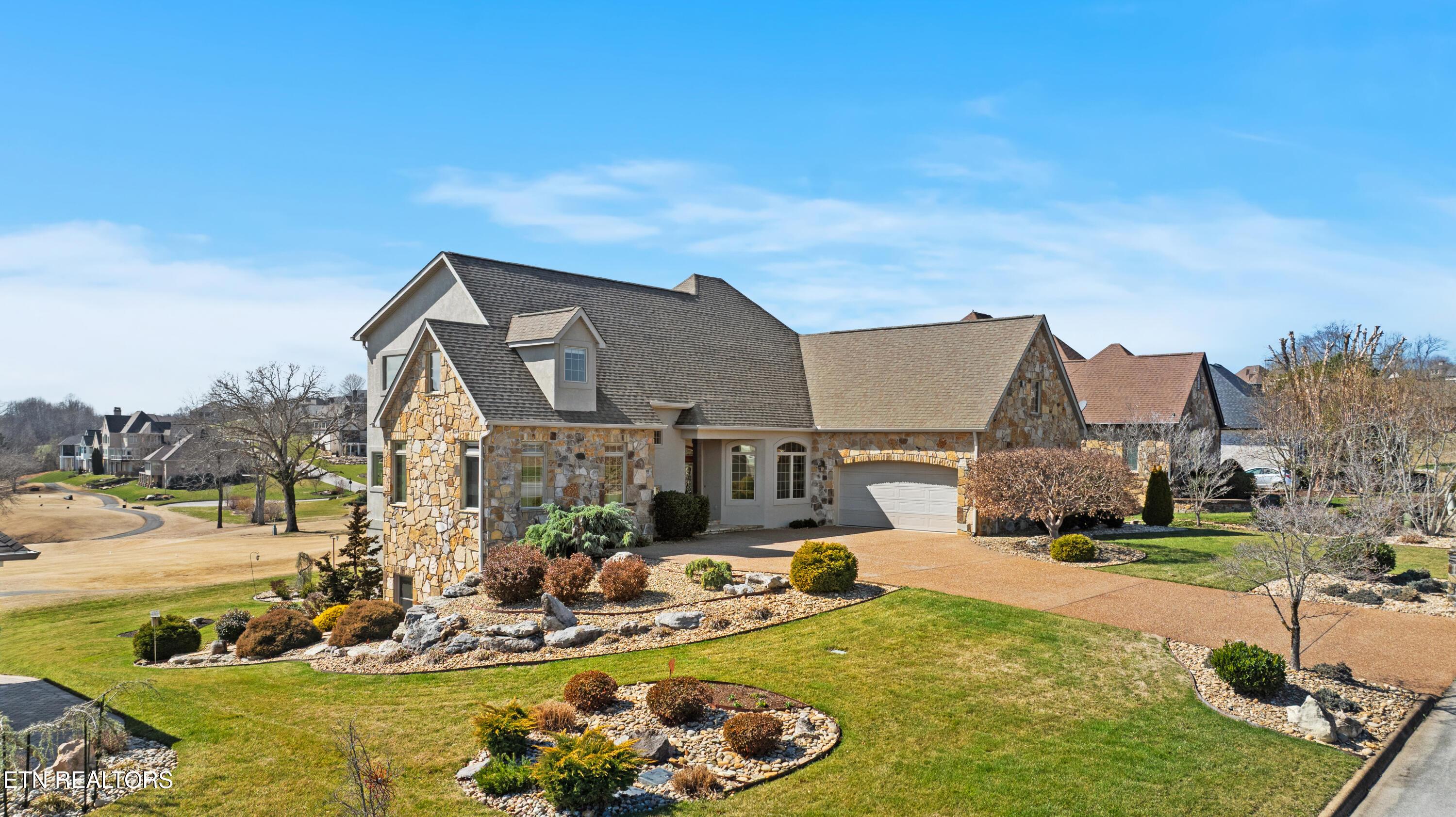 170 Blue Jay Ave, Vonore, TN