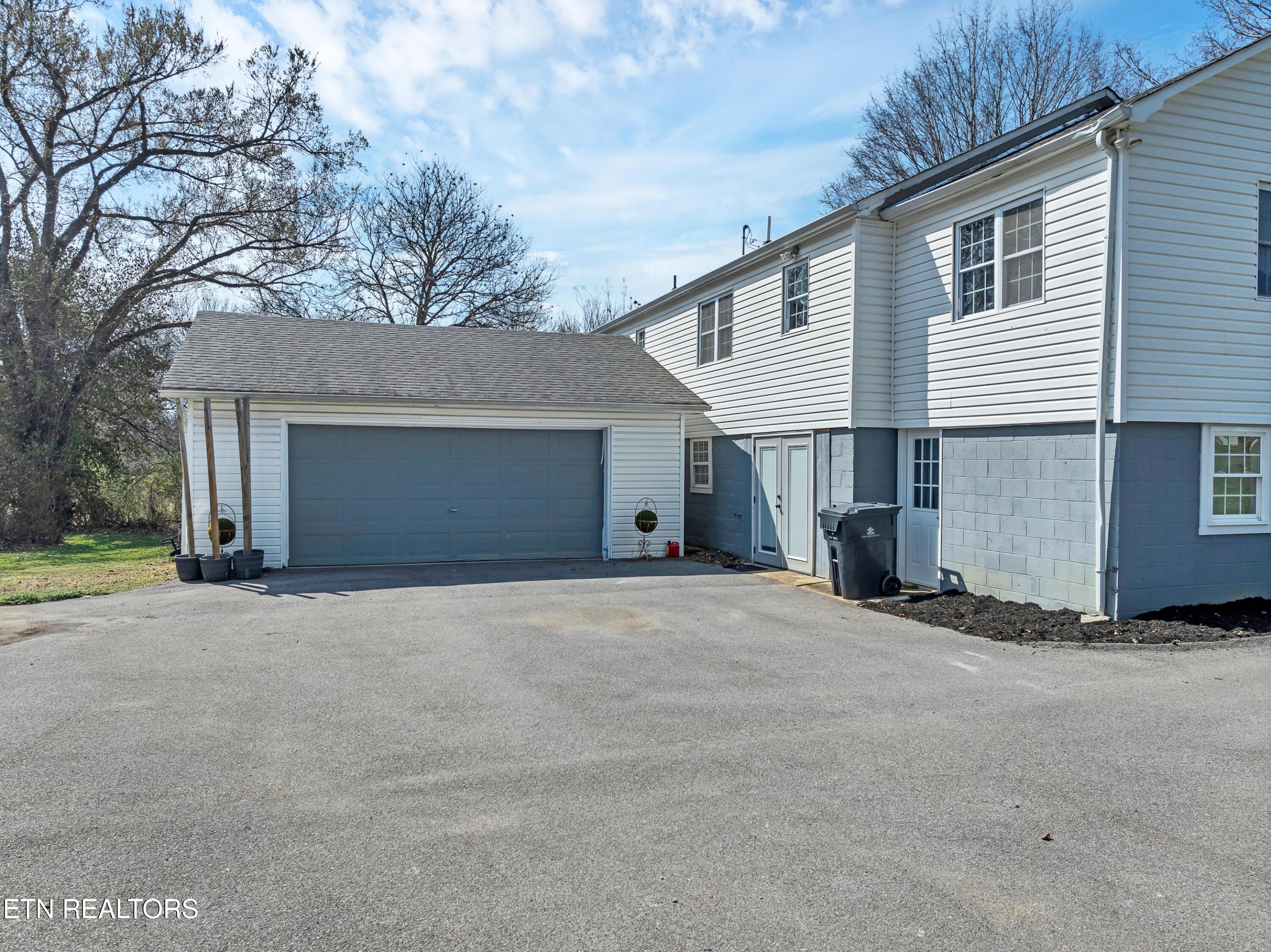 300 Lindy Drive, Knoxville, TN - Fort Loudoun and Tellico Lake Real Estate - Image# 32