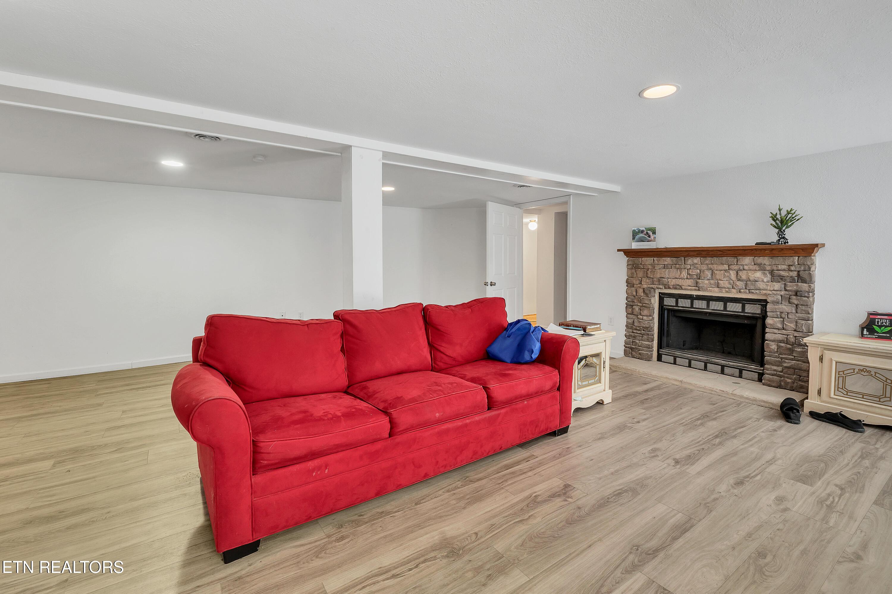 300 Lindy Drive, Knoxville, TN - Fort Loudoun and Tellico Lake Real Estate - Image# 25