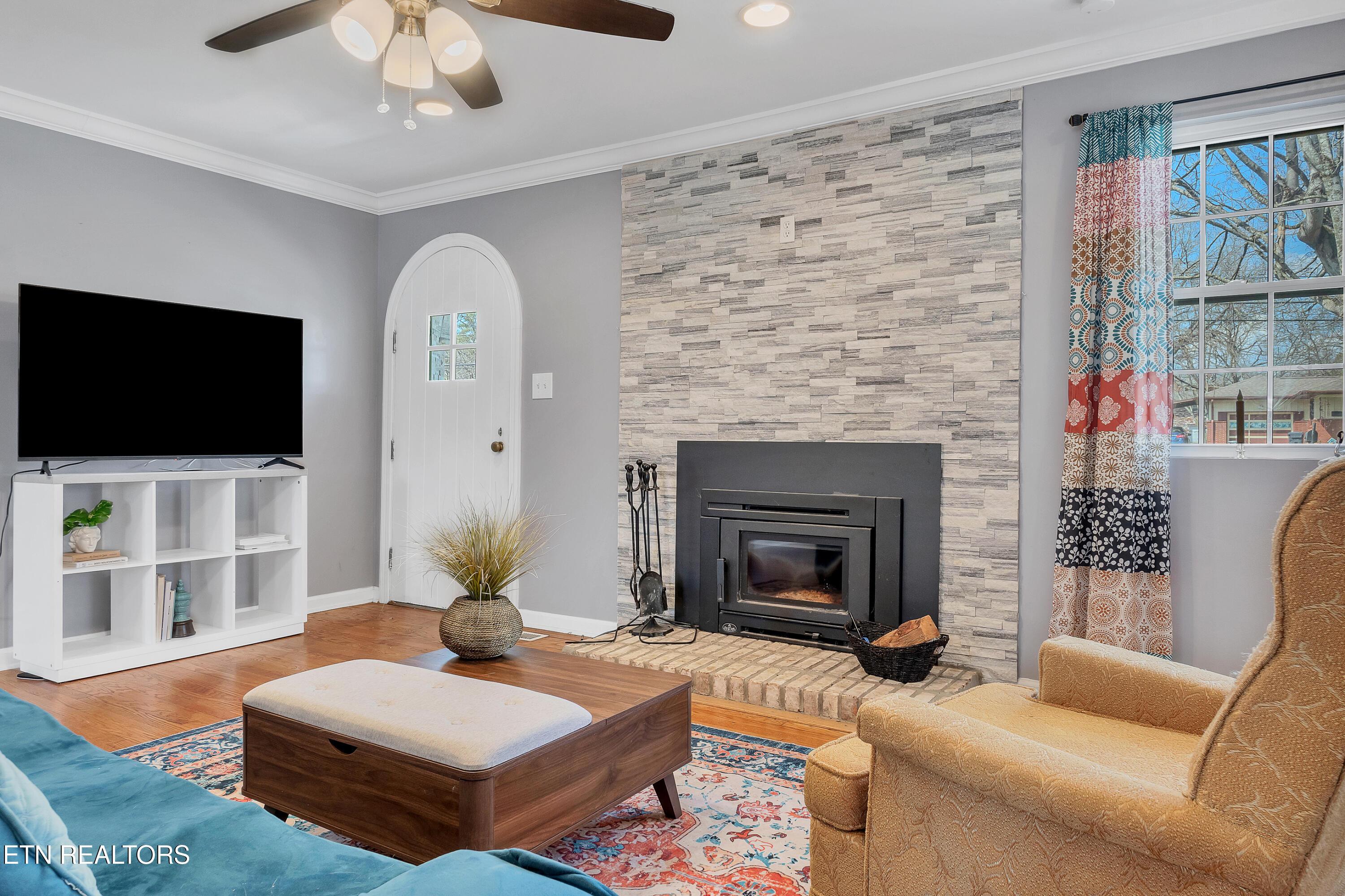 300 Lindy Drive, Knoxville, TN - Fort Loudoun and Tellico Lake Real Estate - Image# 5