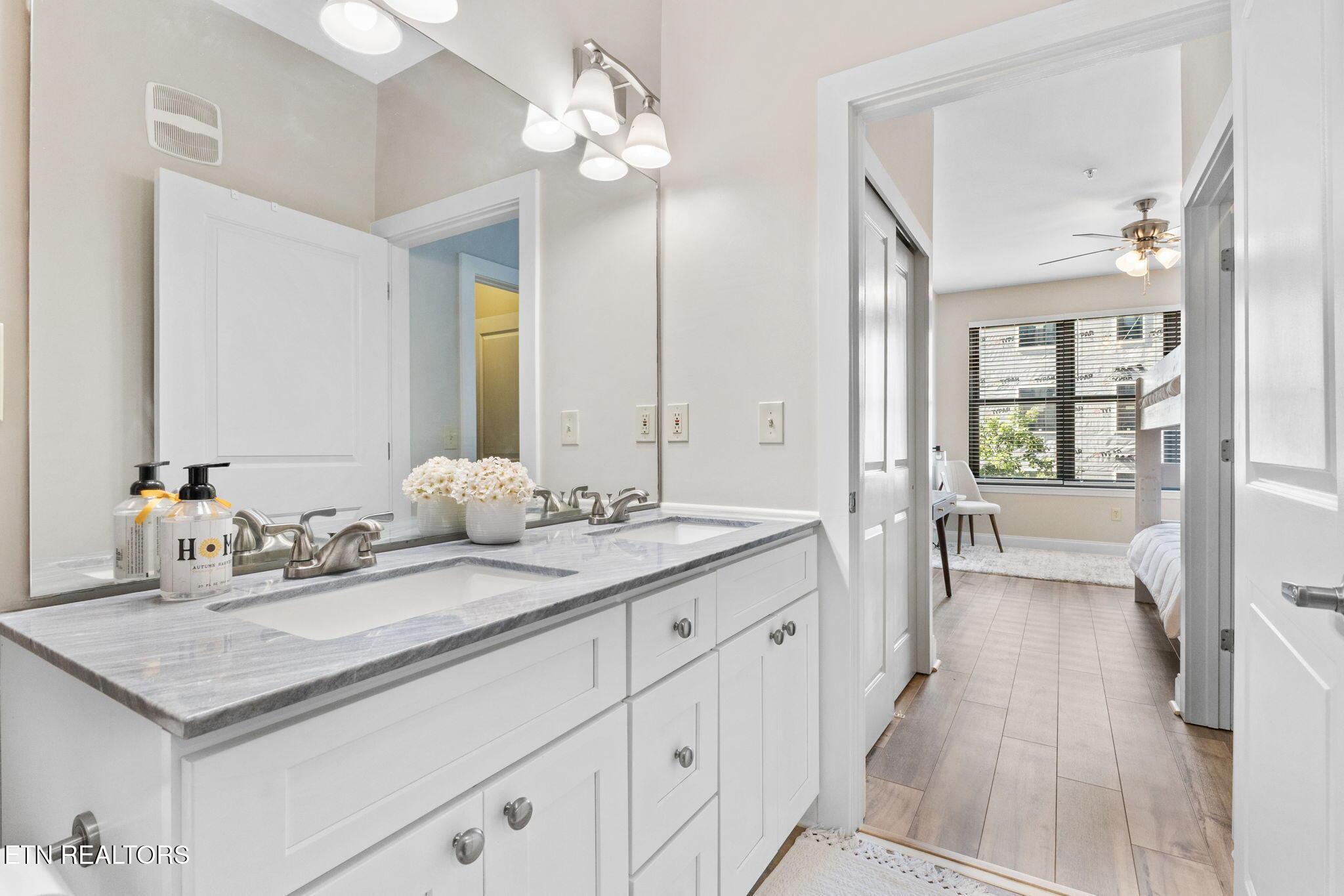 445 W Blount Ave, Knoxville, TN - Fort Loudoun and Tellico Lake Real Estate - Image# 34