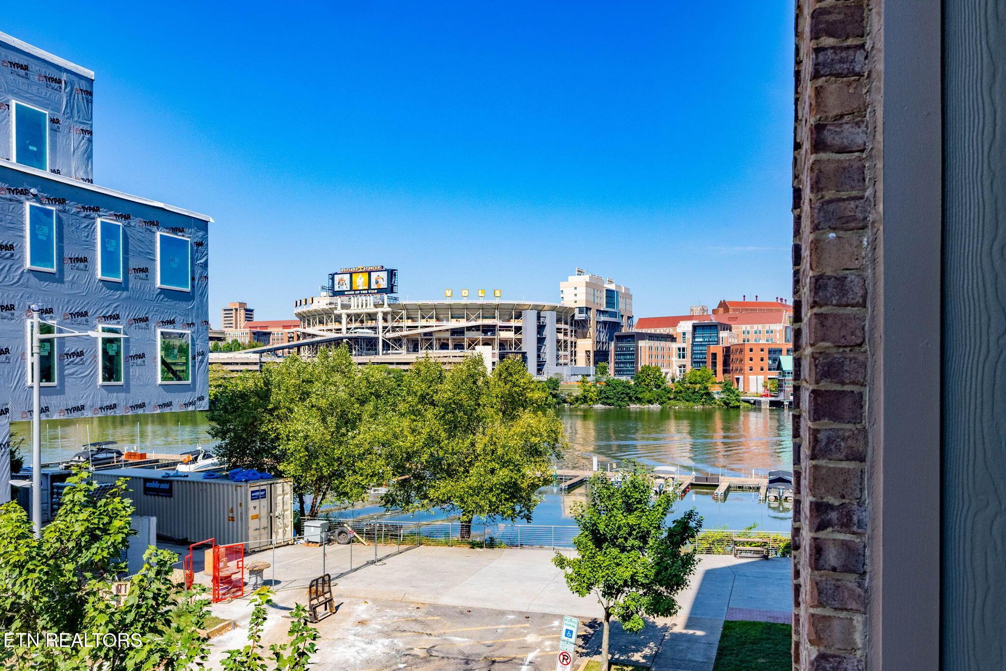 445 W Blount Ave, Knoxville, TN - Fort Loudoun and Tellico Lake Real Estate - Image# 42