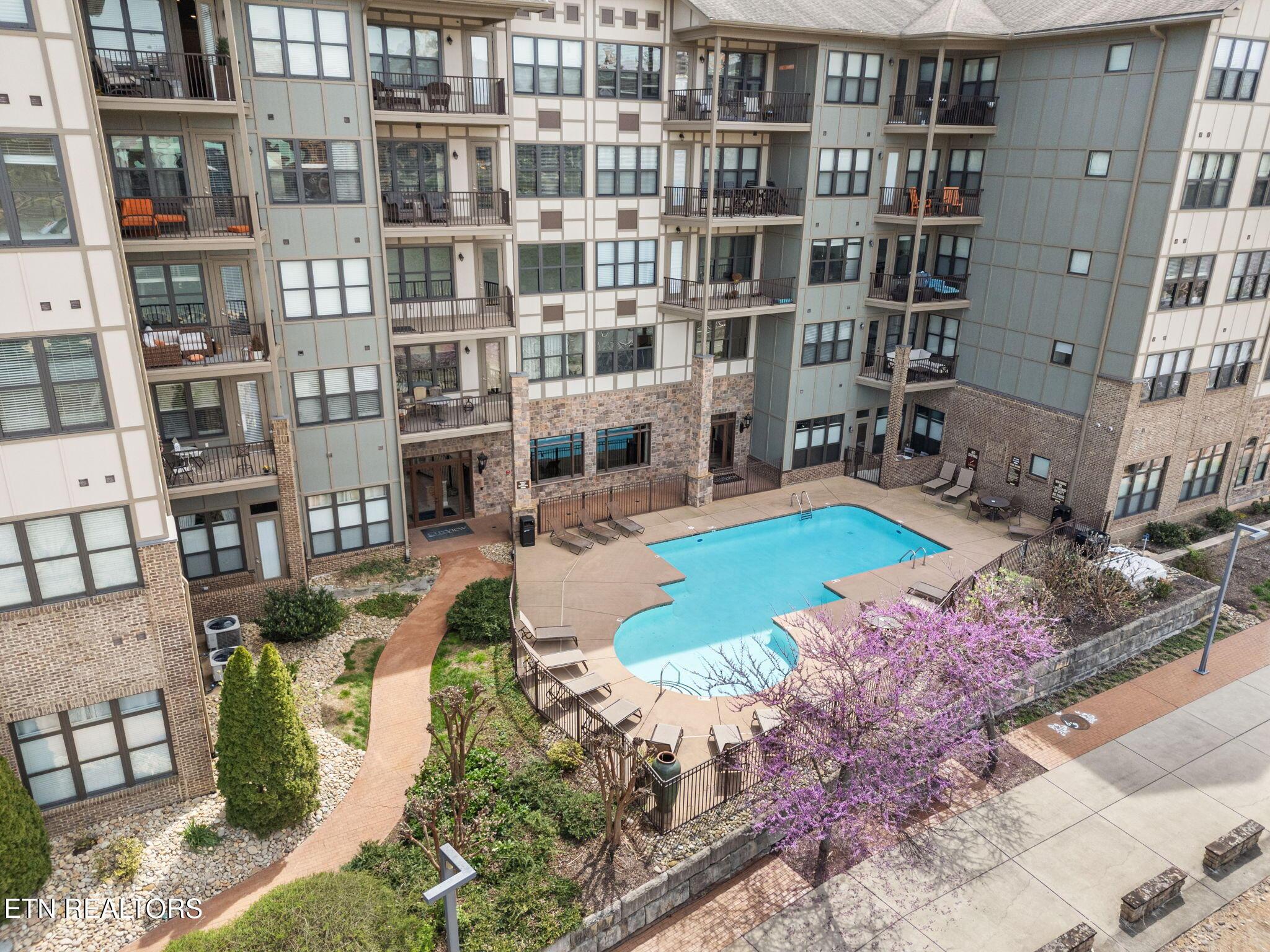 445 W Blount Ave, Knoxville, TN - Fort Loudoun and Tellico Lake Real Estate - Image# 43