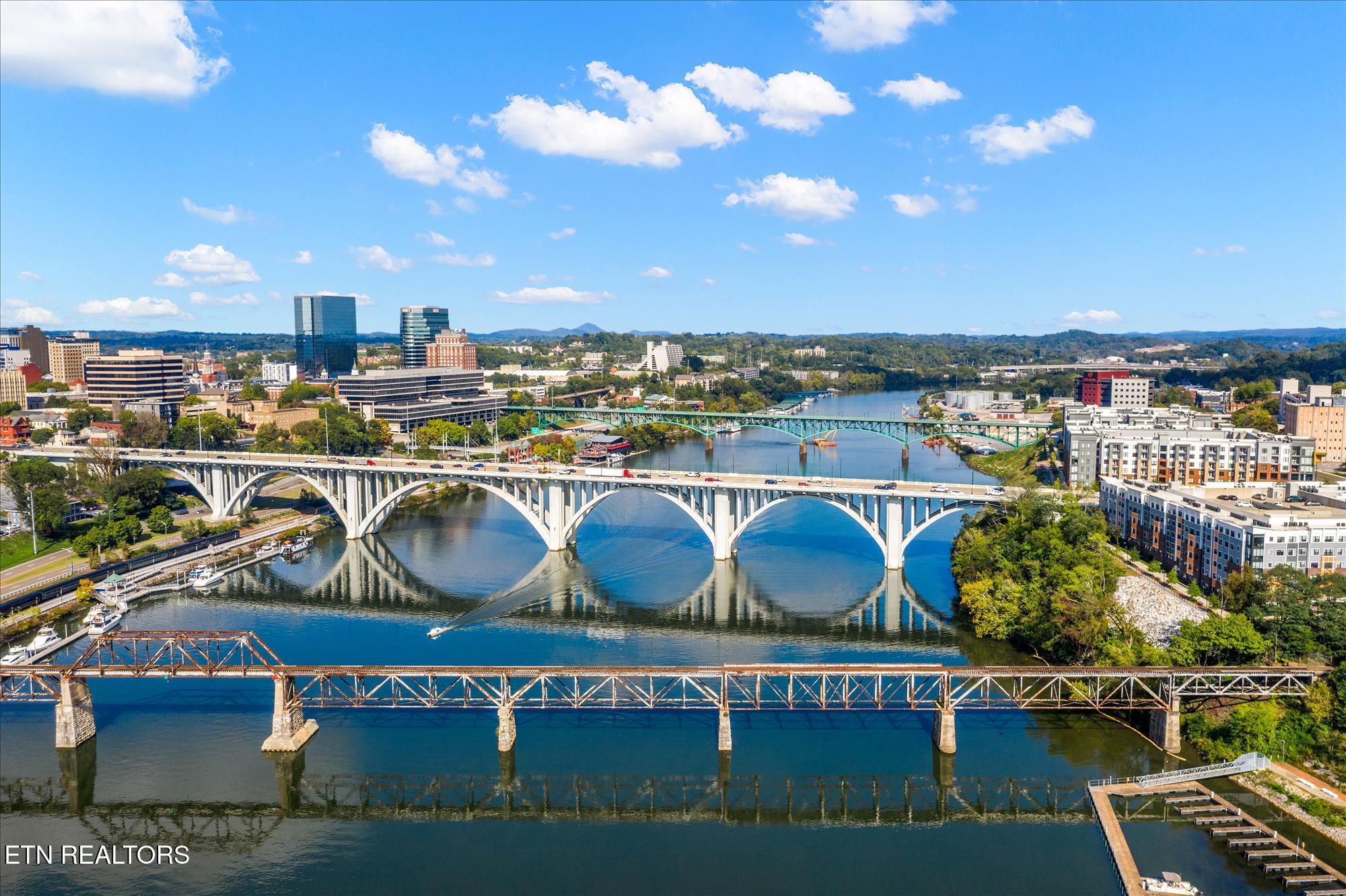 445 W Blount Ave, Knoxville, TN - Fort Loudoun and Tellico Lake Real Estate - Image# 53