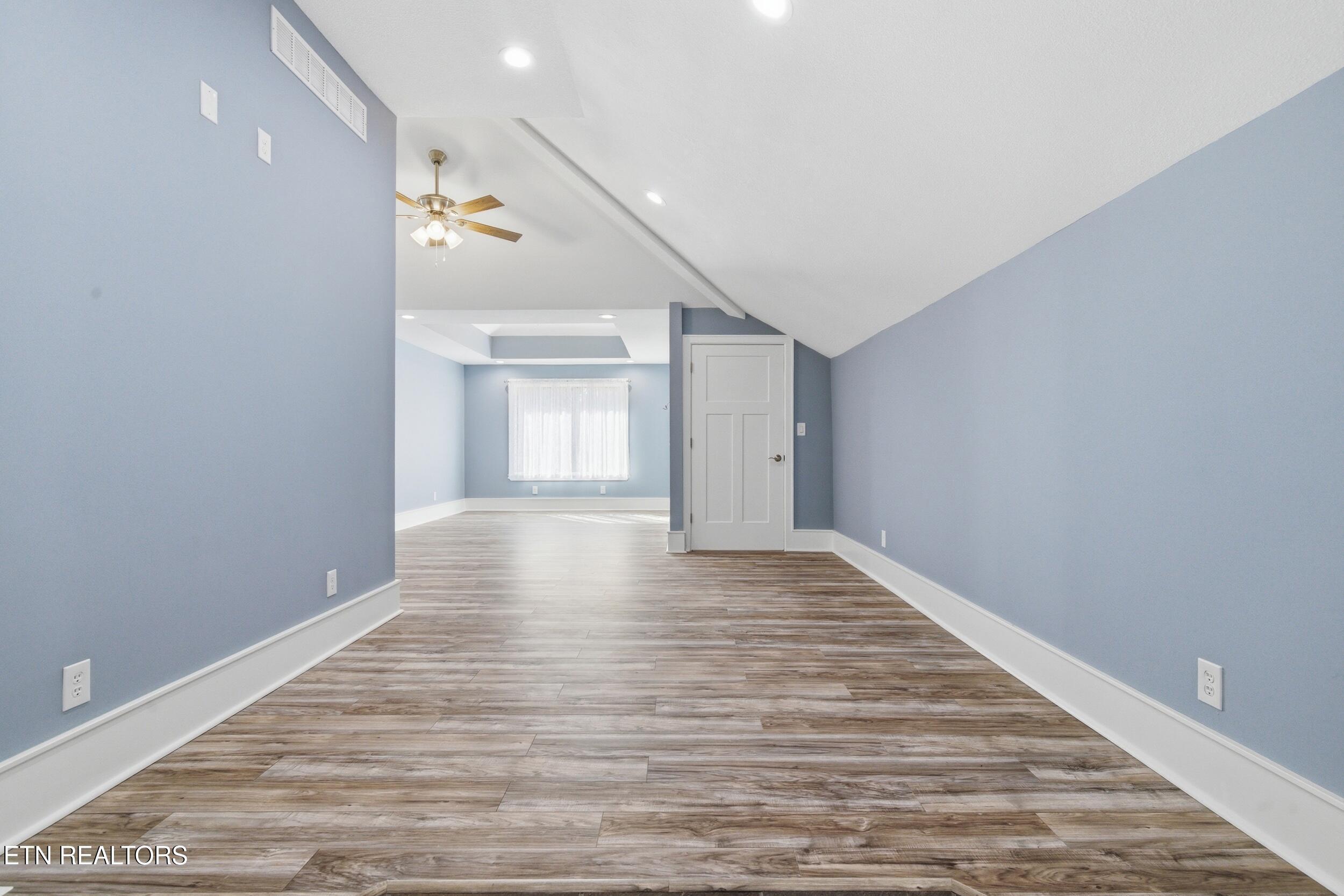 301 Inagehi Lane, Loudon, TN - Fort Loudoun and Tellico Lake Real Estate - Image# 86