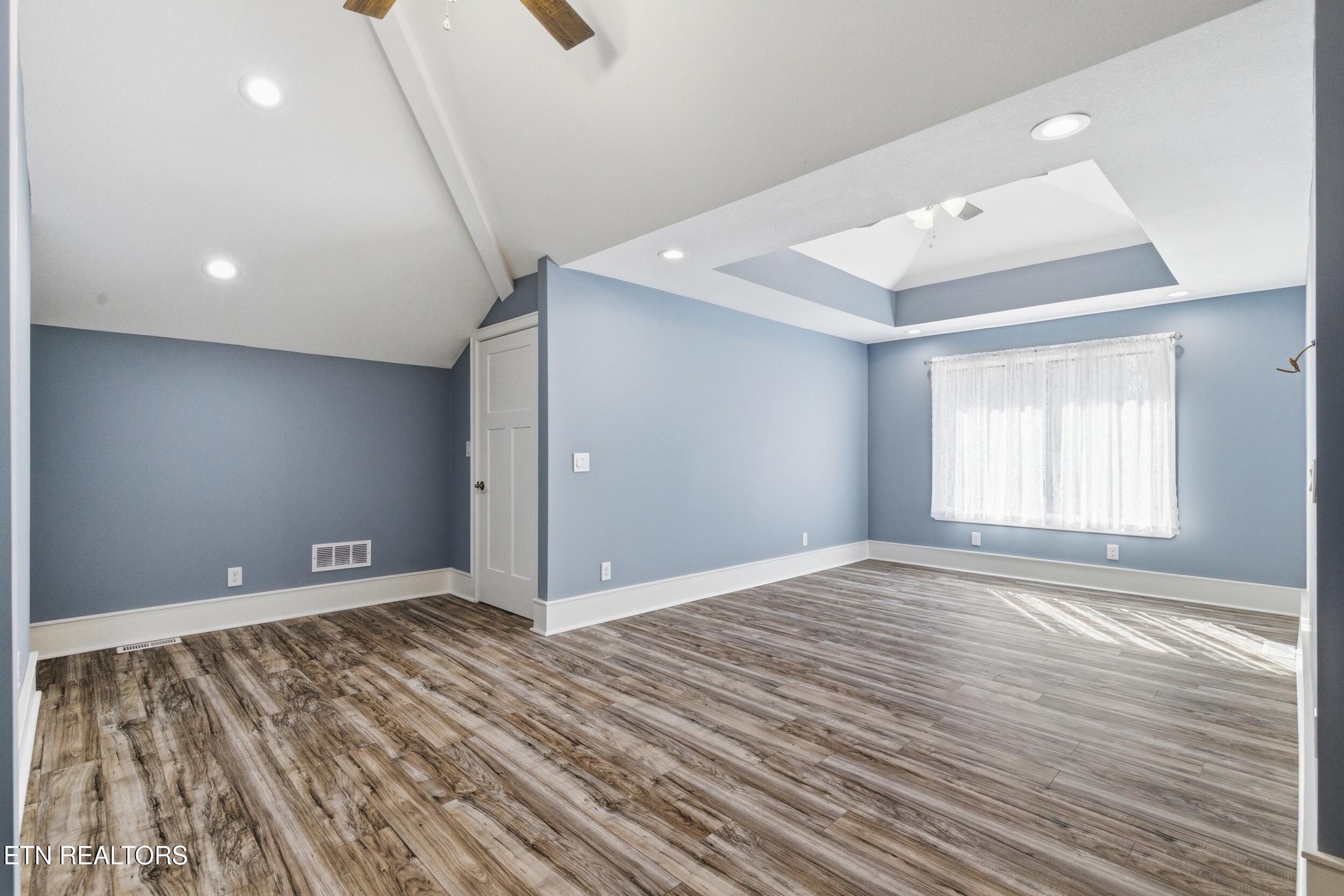 301 Inagehi Lane, Loudon, TN - Fort Loudoun and Tellico Lake Real Estate - Image# 88