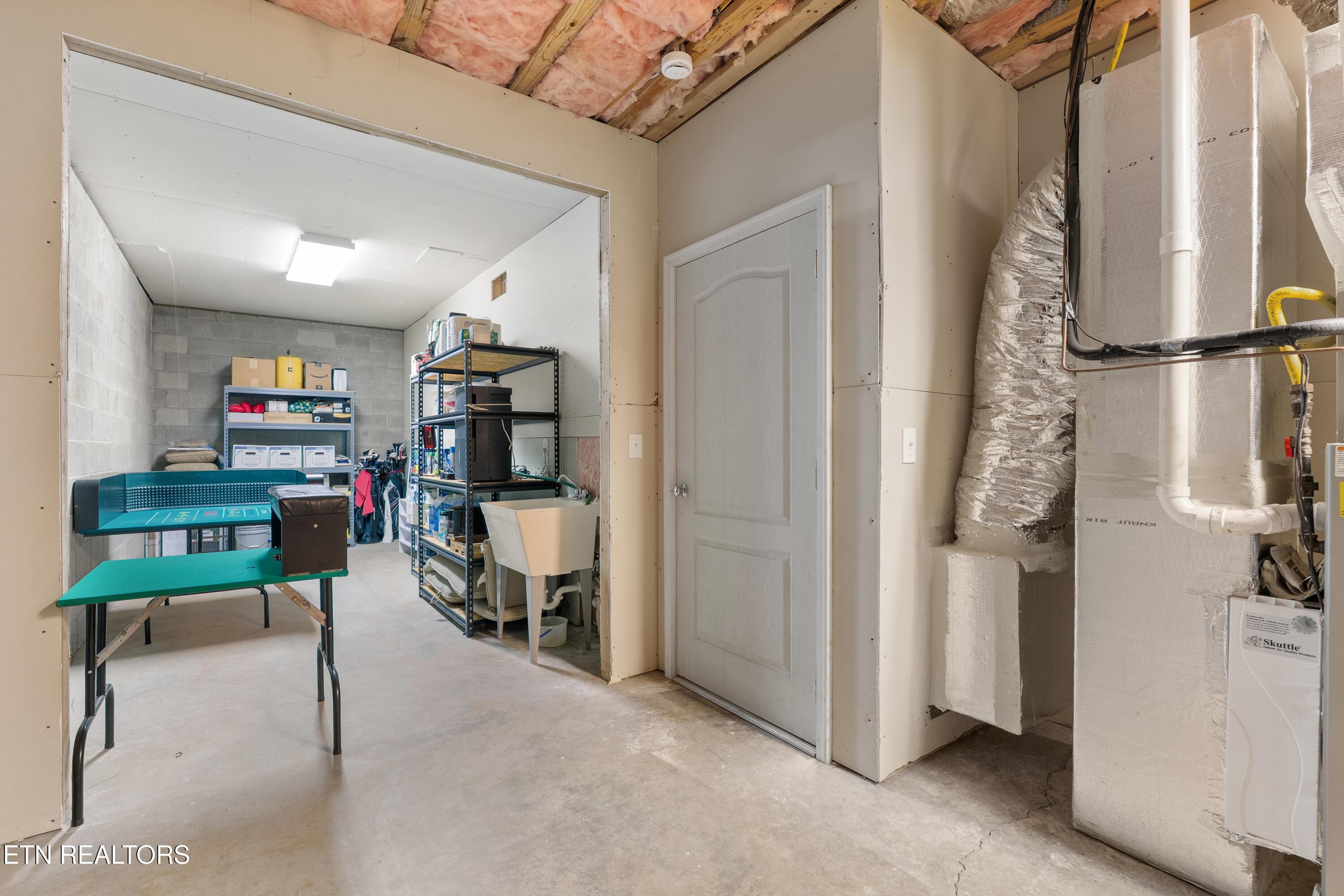 1069 Rarity Bay Pkwy, Vonore, TN - Fort Loudoun and Tellico Lake Real Estate - Image# 42