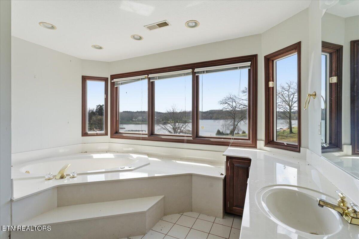 Fort Loudoun and Tellico Lake Real Estate - Image# 31