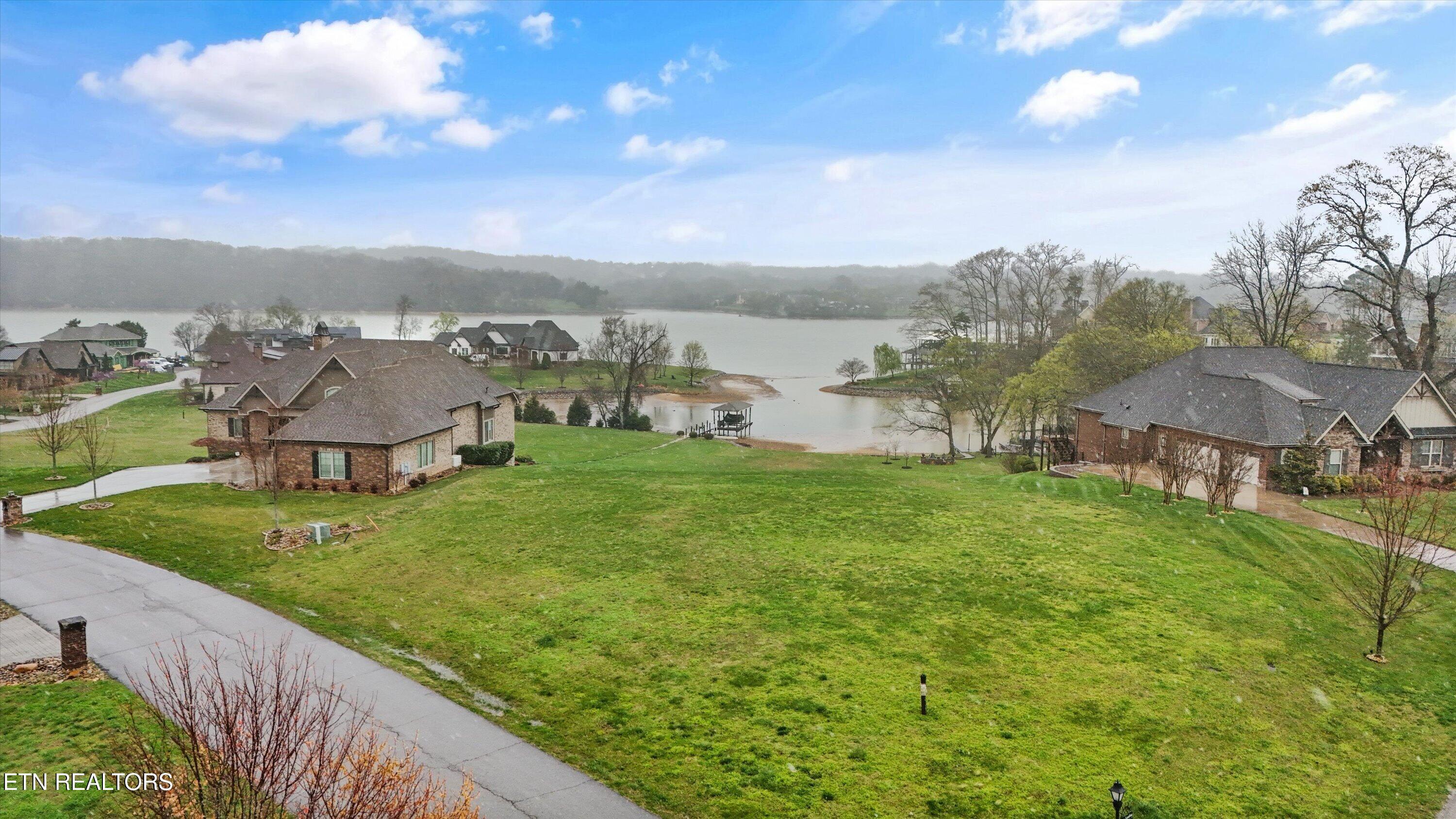 Promontory Point, Louisville, TN - Fort Loudoun and Tellico Lake Real Estate - Image# 7