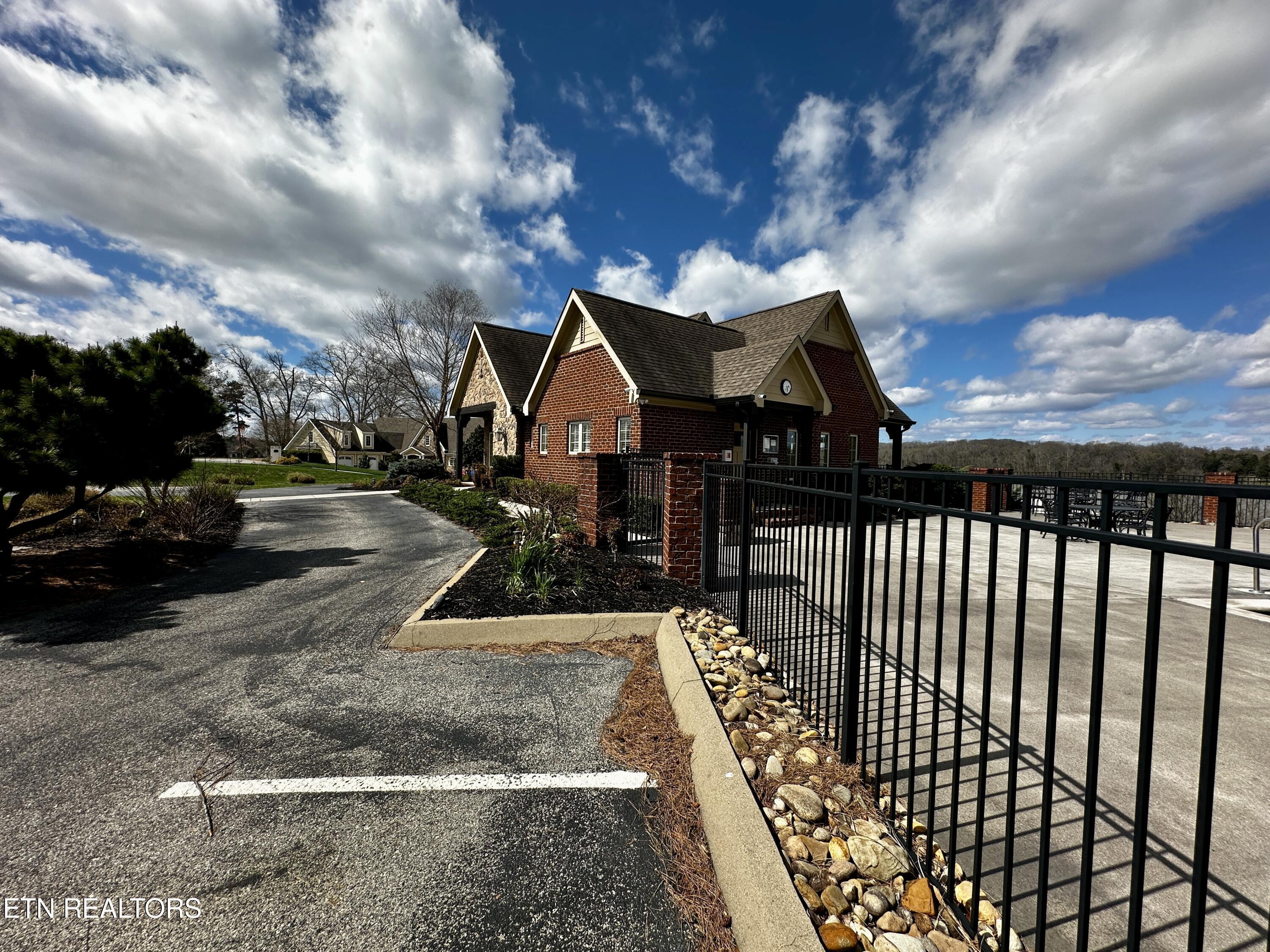 Promontory Point, Louisville, TN - Fort Loudoun and Tellico Lake Real Estate - Image# 15