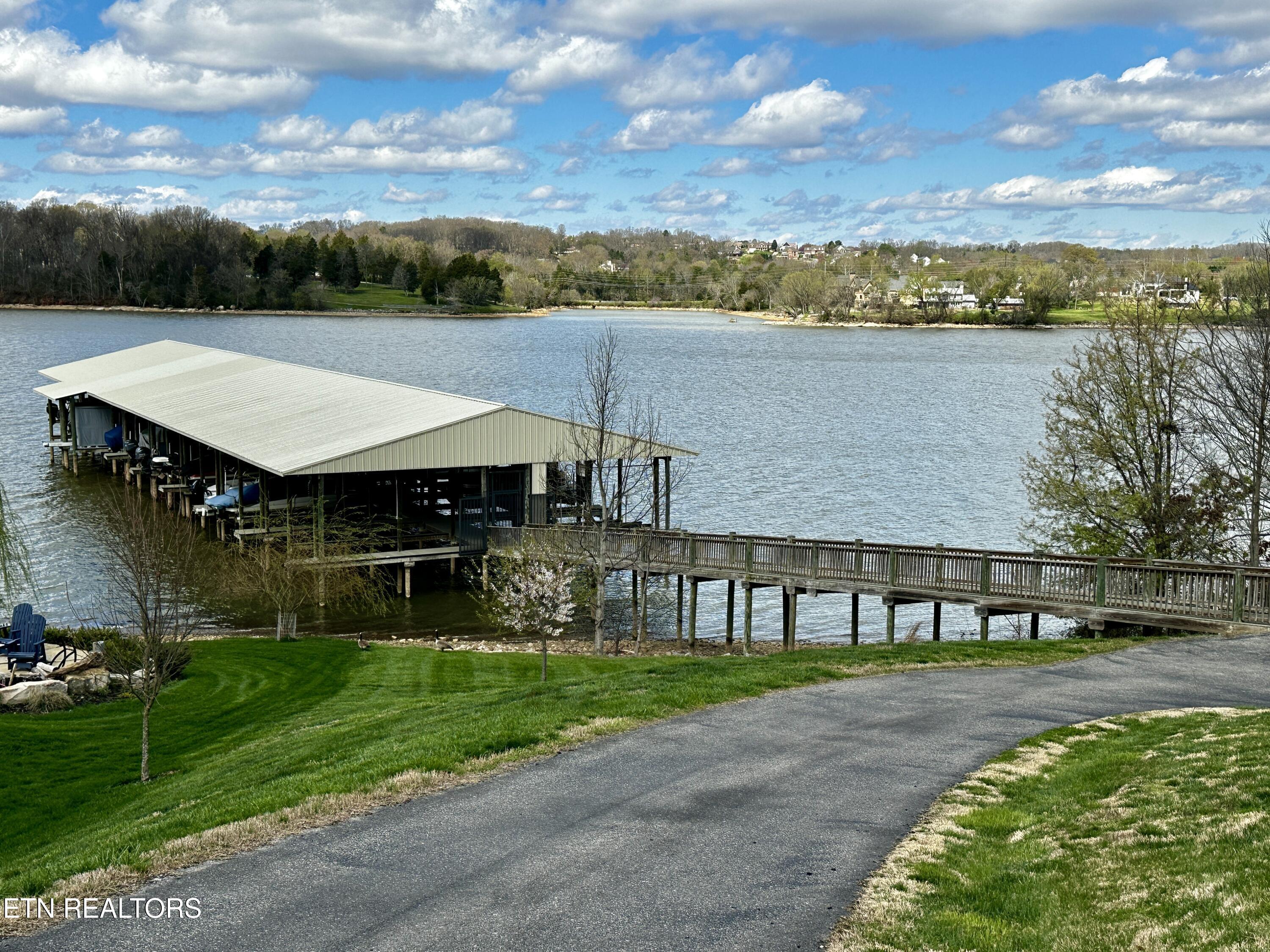 Promontory Point, Louisville, TN - Fort Loudoun and Tellico Lake Real Estate - Image# 14