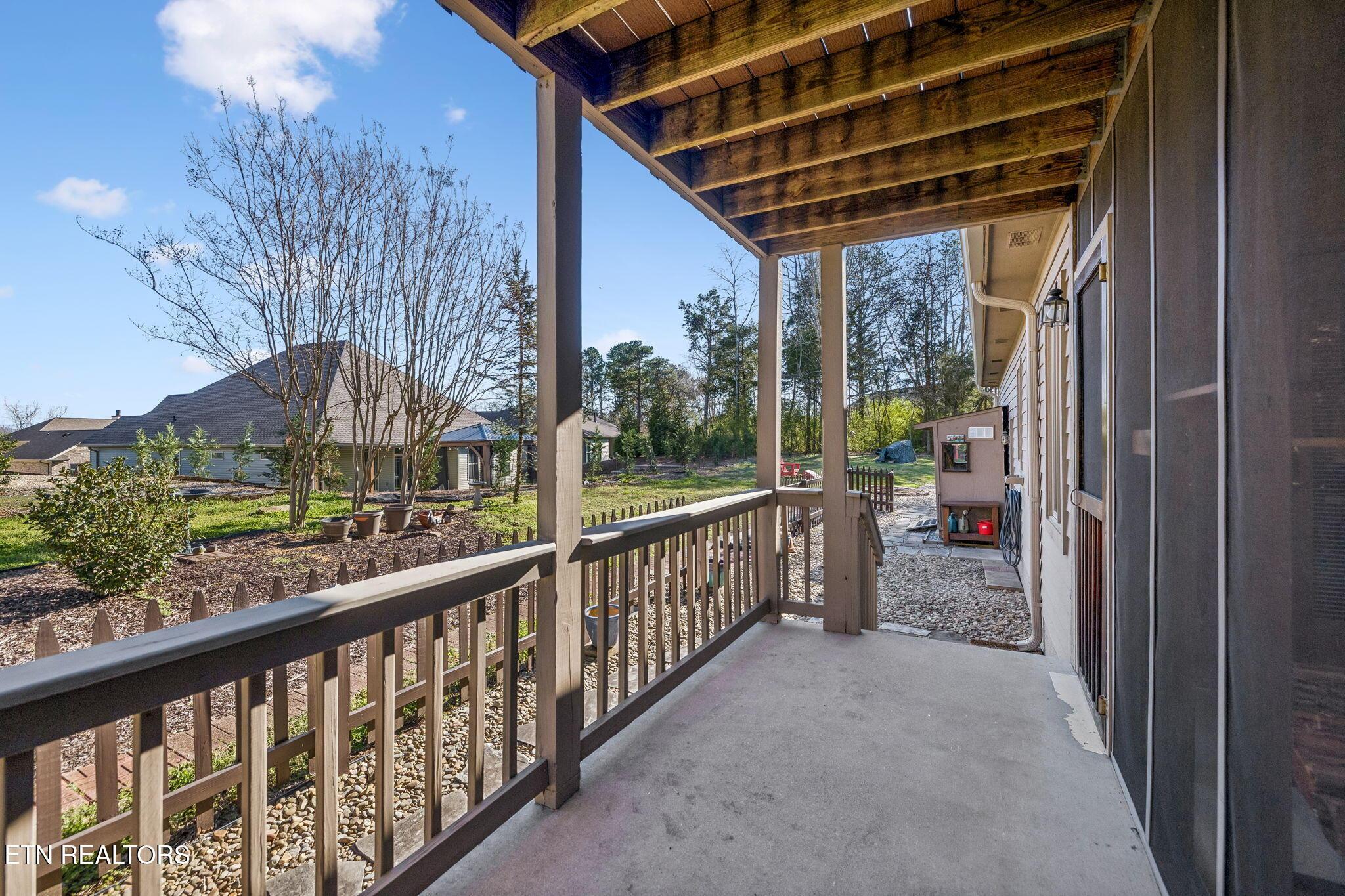 184 Amohi Way, Loudon, TN - Fort Loudoun and Tellico Lake Real Estate - Image# 38