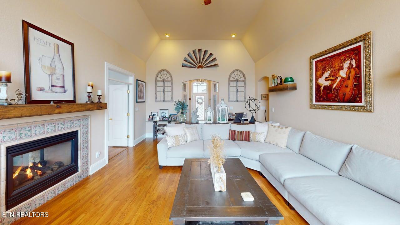 275 Rock Point Drive, Vonore, TN - Fort Loudoun and Tellico Lake Real Estate - Image# 11