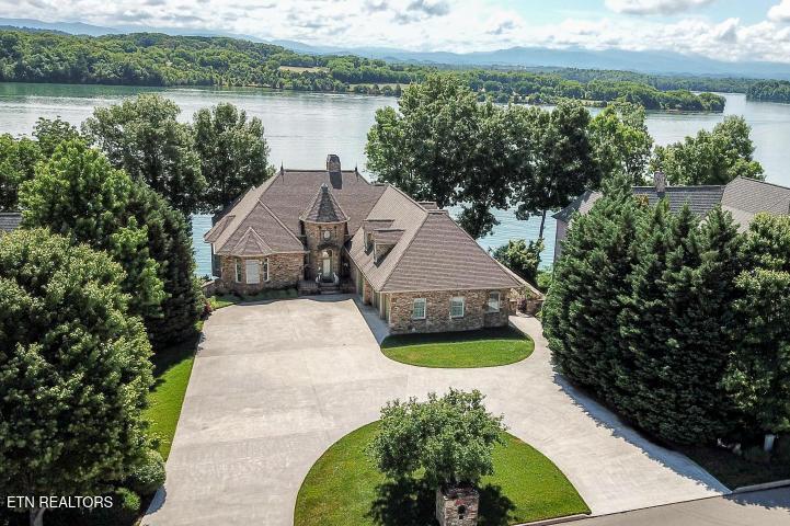 275 Rock Point Drive, Vonore, TN - Fort Loudoun and Tellico Lake Real Estate - Image# 1