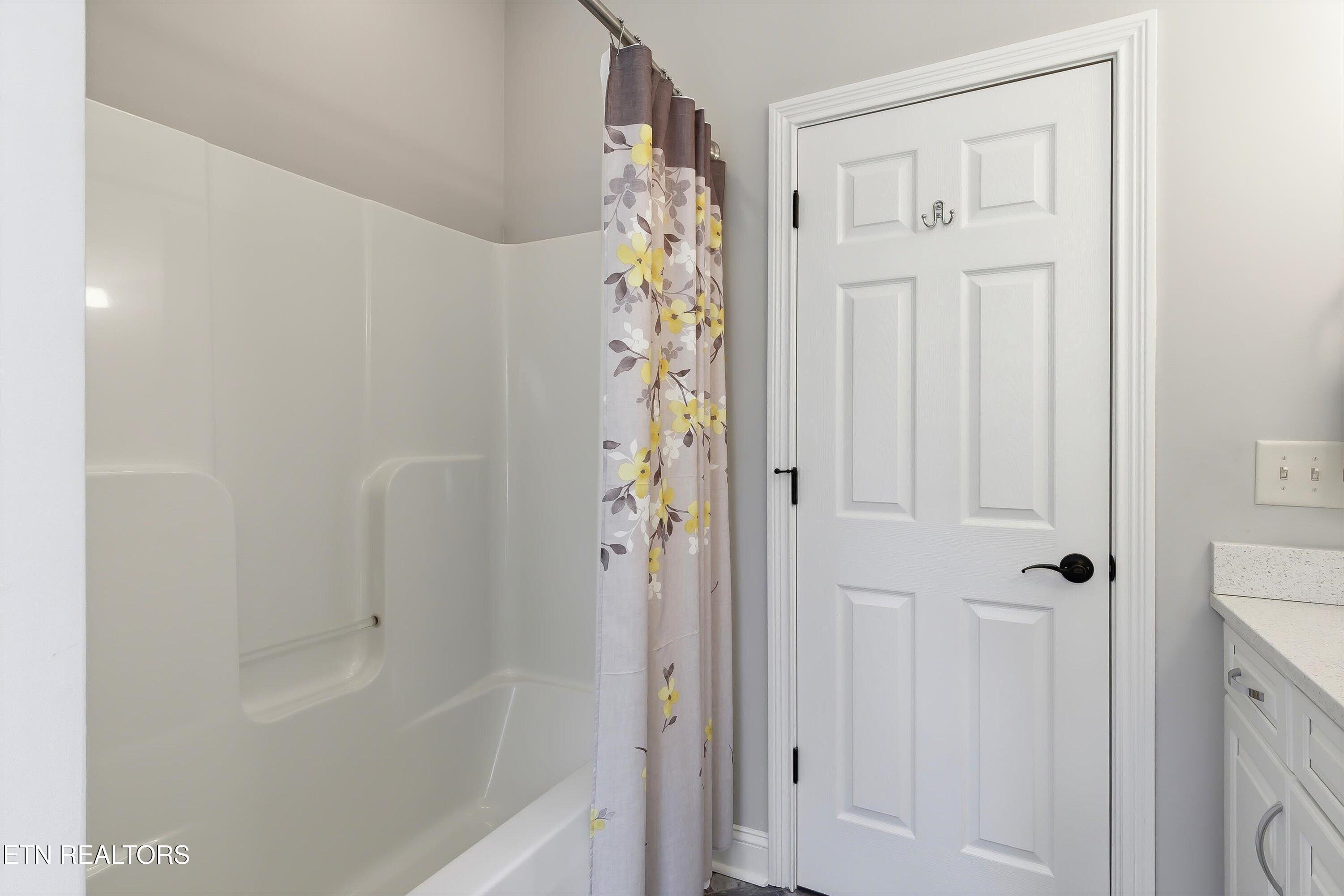 209 Osage Lane, Loudon, TN - Fort Loudoun and Tellico Lake Real Estate - Image# 26