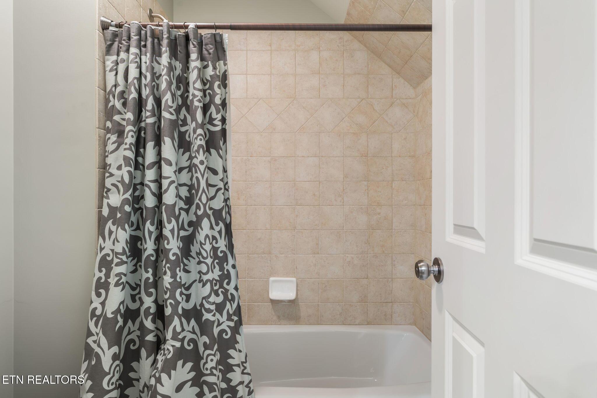 12660 Bayview Drive, Knoxville, TN - Fort Loudoun and Tellico Lake Real Estate - Image# 39