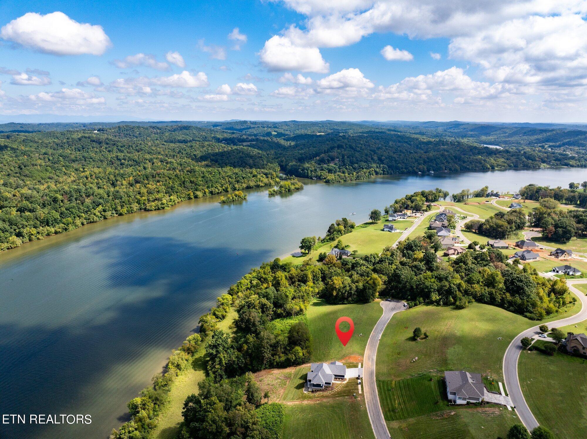 891 River Bank Tr, Loudon, TN - Fort Loudoun and Tellico Lake Real Estate - Image# 13