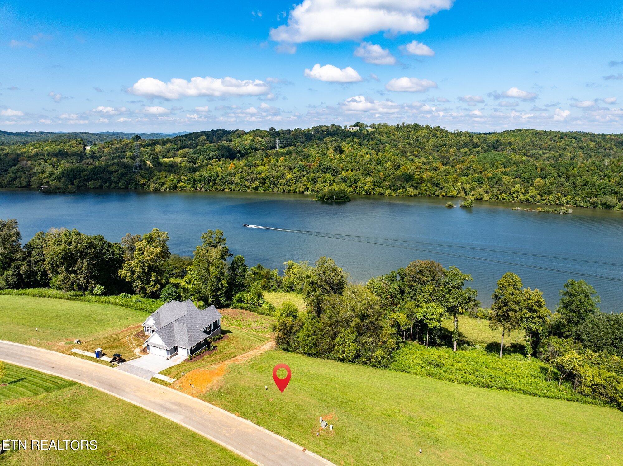 891 River Bank Tr, Loudon, TN - Fort Loudoun and Tellico Lake Real Estate - Image# 17