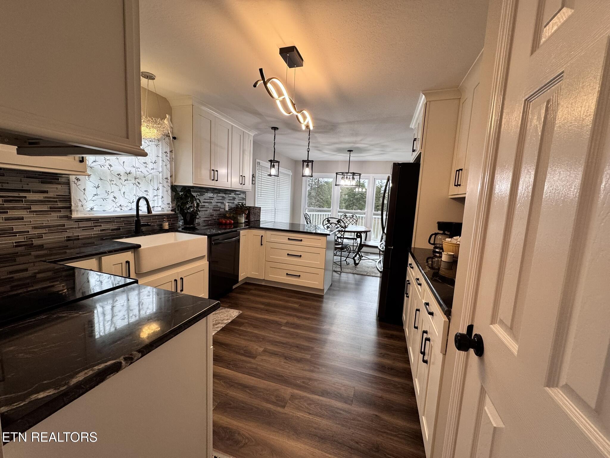 724 Wood Duck Drive, Vonore, TN - Fort Loudoun and Tellico Lake Real Estate - Image# 12