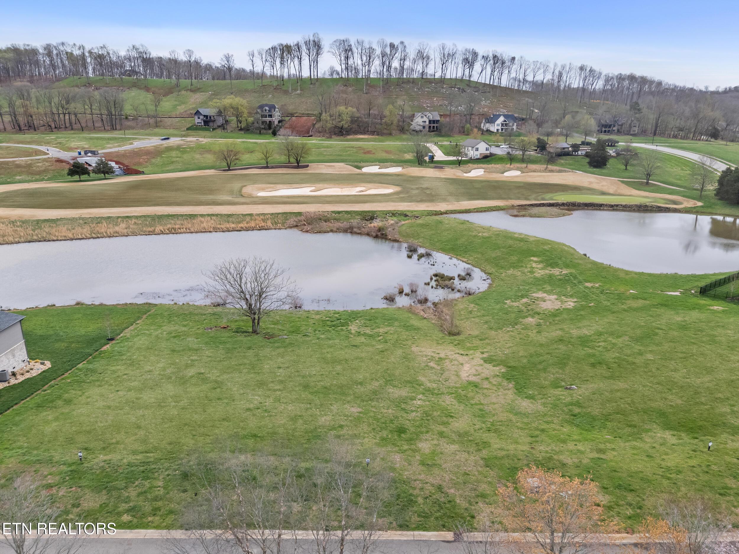 714 Old Barn Lane, Loudon, TN - Fort Loudoun and Tellico Lake Real Estate - Image# 4