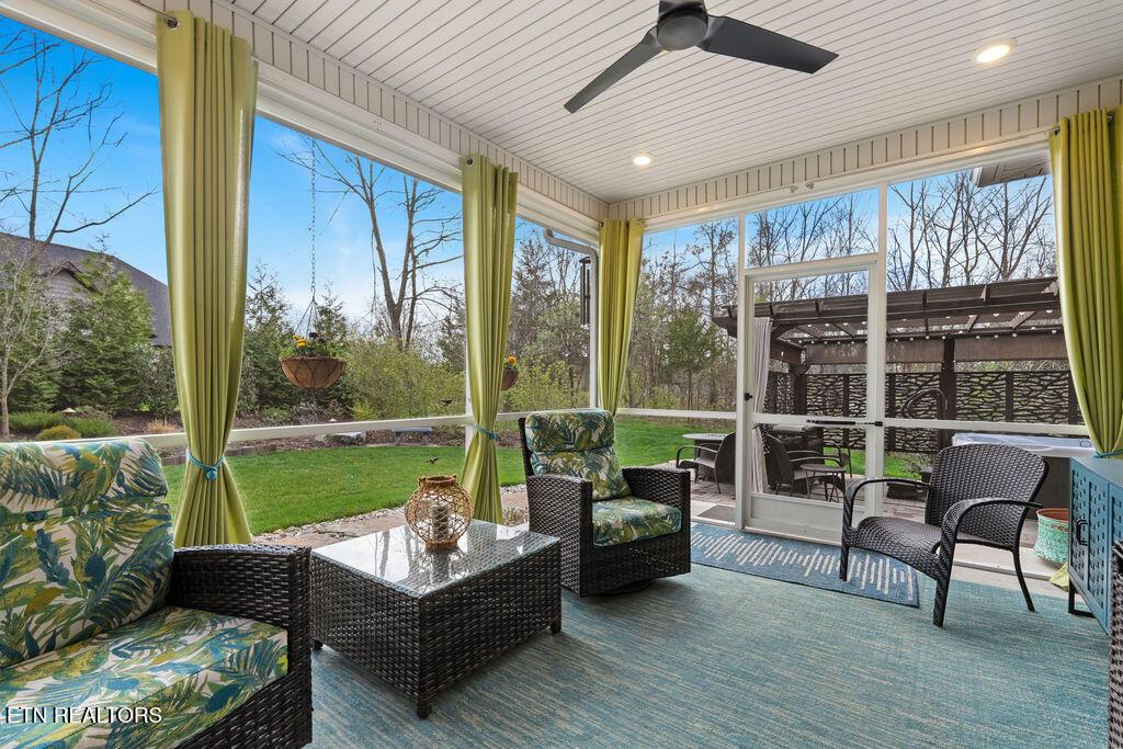 179 Oonoga Way, Loudon, TN - Fort Loudoun and Tellico Lake Real Estate - Image# 11