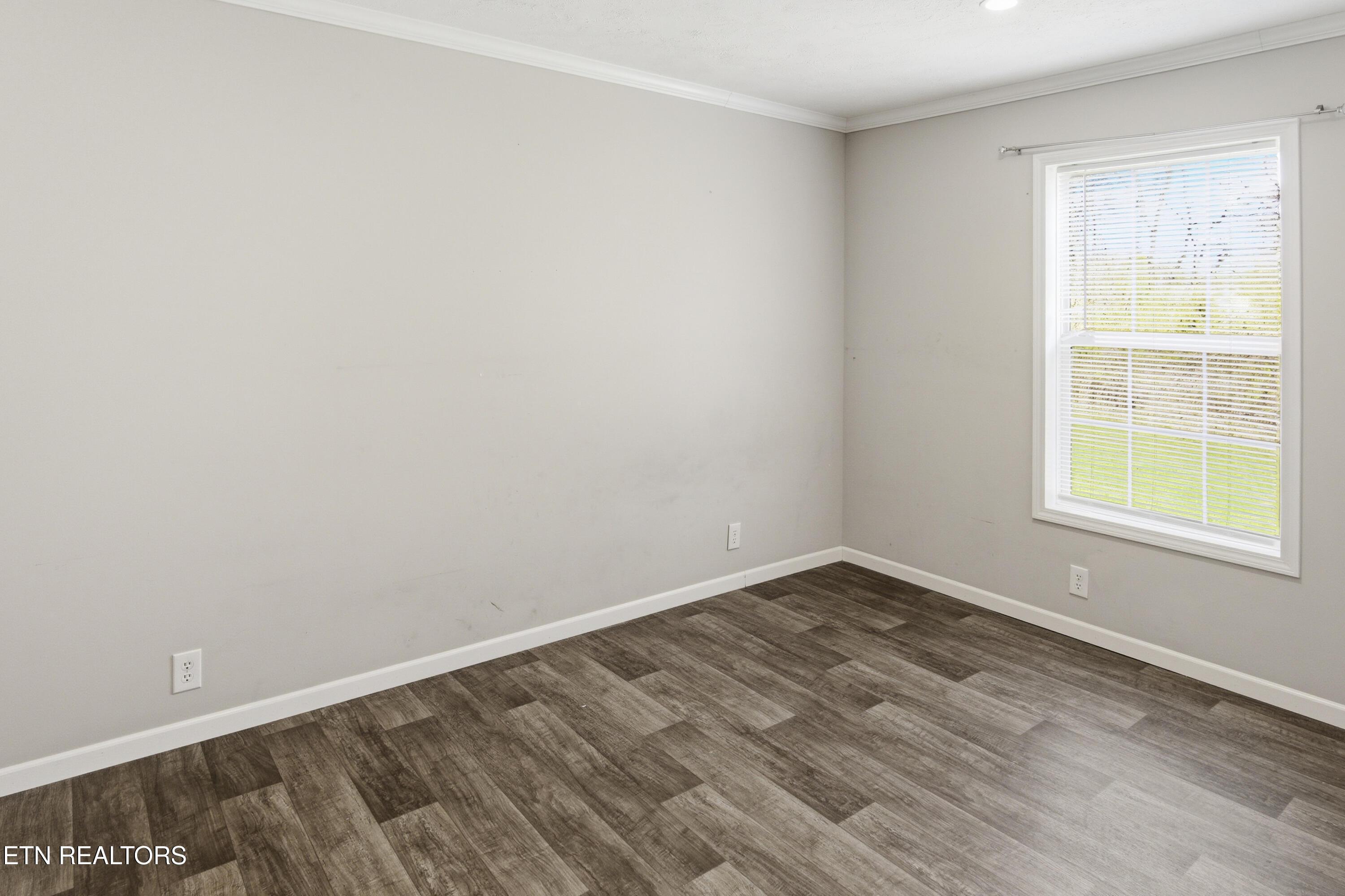 129 W Vinegar Valley Rd, Friendsville, TN - Fort Loudoun and Tellico Lake Real Estate - Image# 28