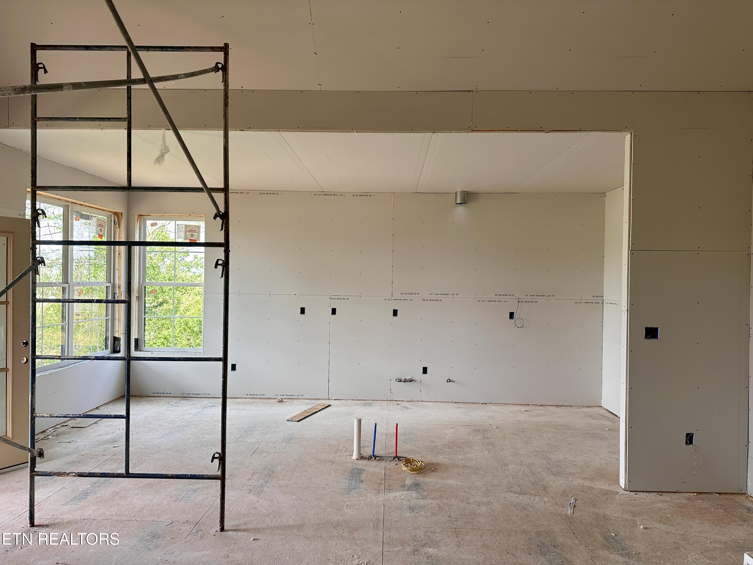 456 Fore Drive, Loudon, TN - Fort Loudoun and Tellico Lake Real Estate - Image# 11