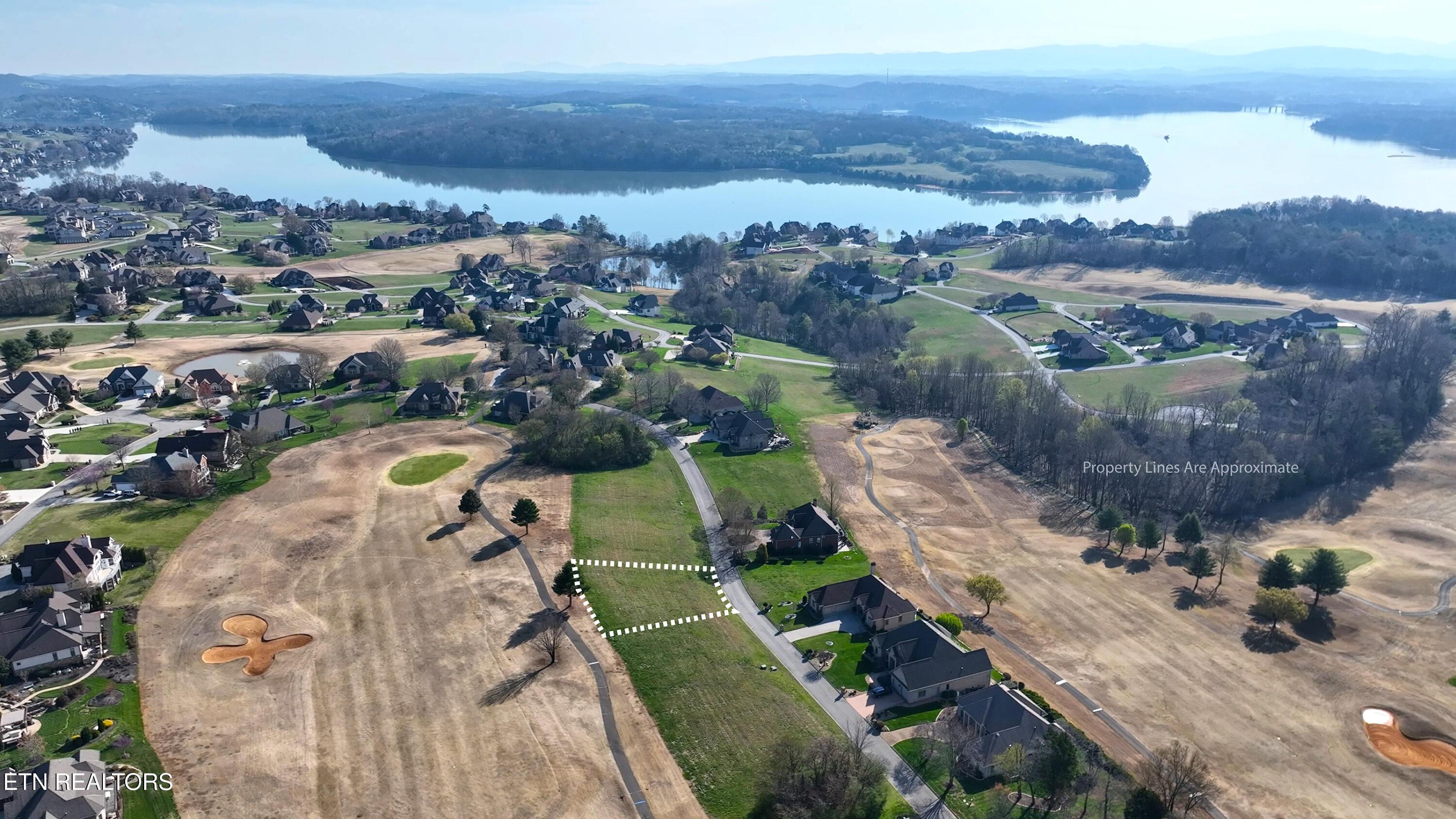 250 Osprey Circle, Vonore, TN - Fort Loudoun and Tellico Lake Real Estate - Image# 1