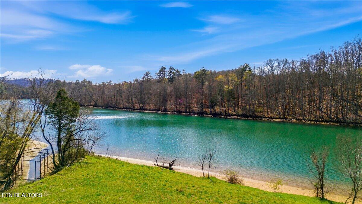 281 Blackburn Lane, Lenoir City, TN - Fort Loudoun and Tellico Lake Real Estate - Image# 4