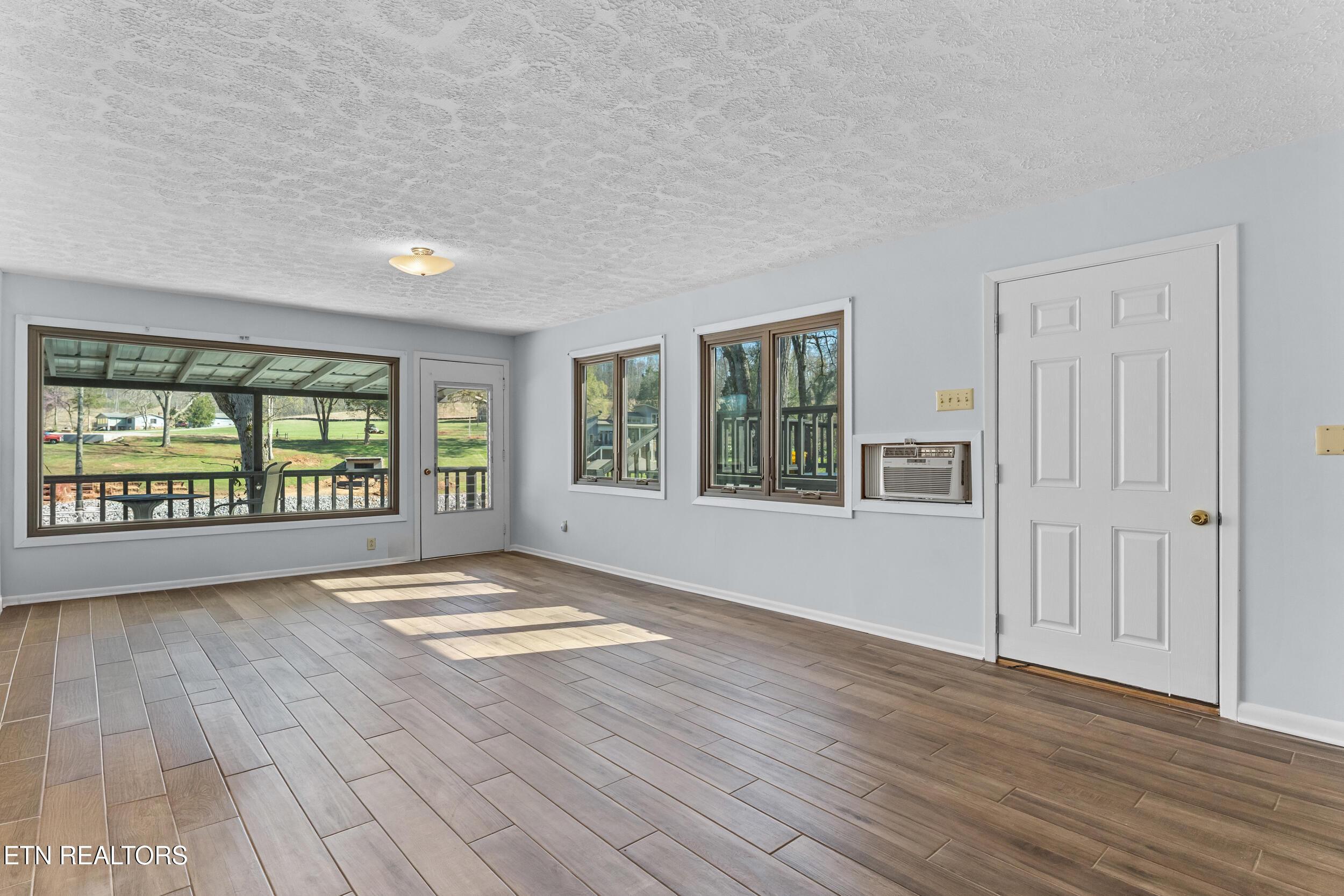 600 Donaldson Light Lane, Lenoir City, TN - Fort Loudoun and Tellico Lake Real Estate - Image# 46