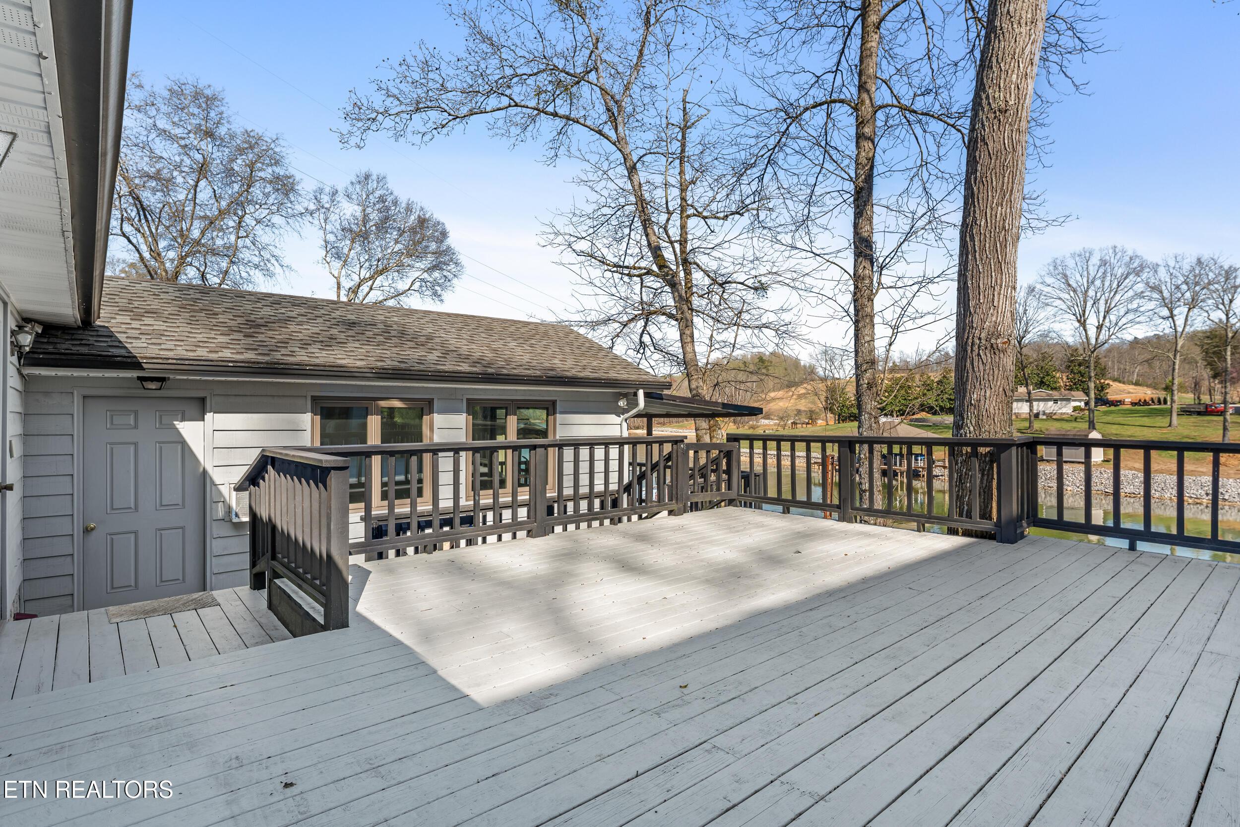 600 Donaldson Light Lane, Lenoir City, TN - Fort Loudoun and Tellico Lake Real Estate - Image# 15