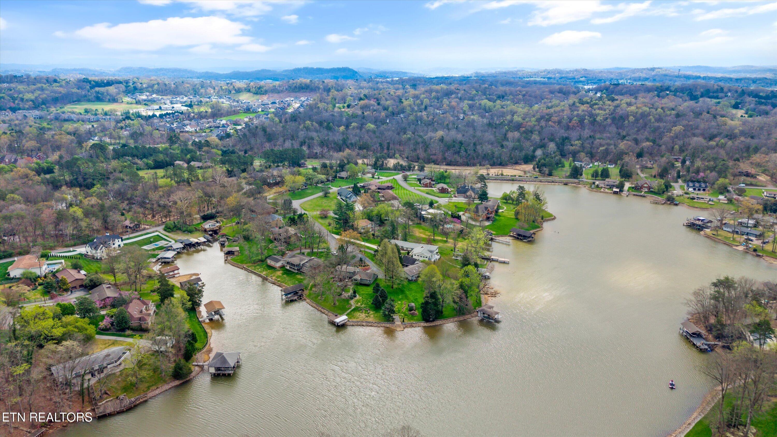 1000 Perch Drive, Knoxville, TN - Fort Loudoun and Tellico Lake Real Estate - Image# 54