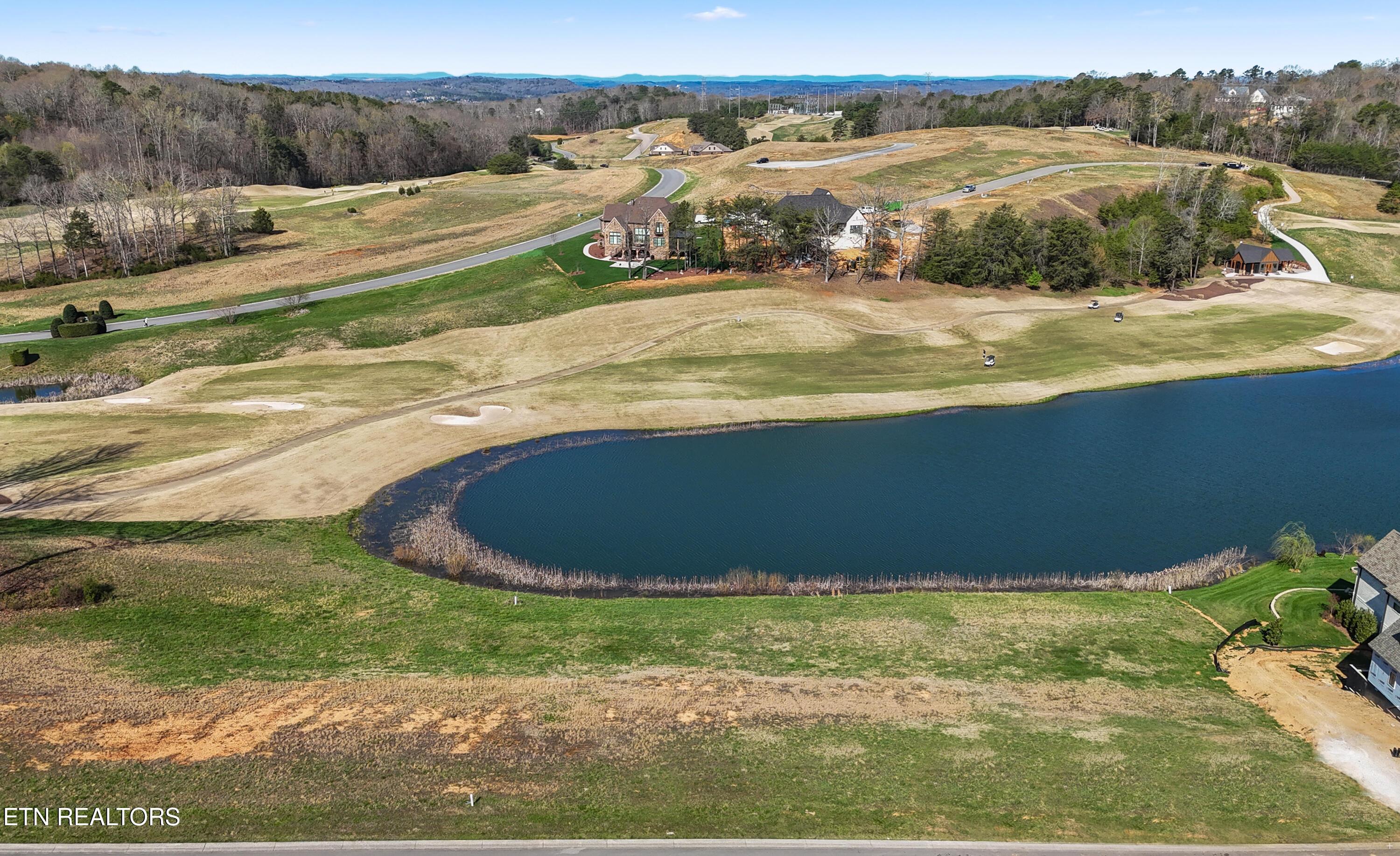 385 Navigator Drive, Lenoir City, TN - Fort Loudoun and Tellico Lake Real Estate - Image# 1