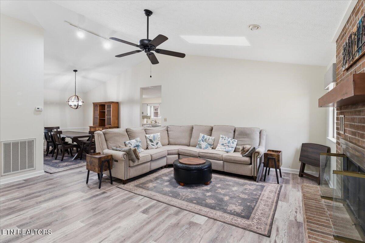 301 Cheestana Way, Loudon, TN - Fort Loudoun and Tellico Lake Real Estate - Image# 8