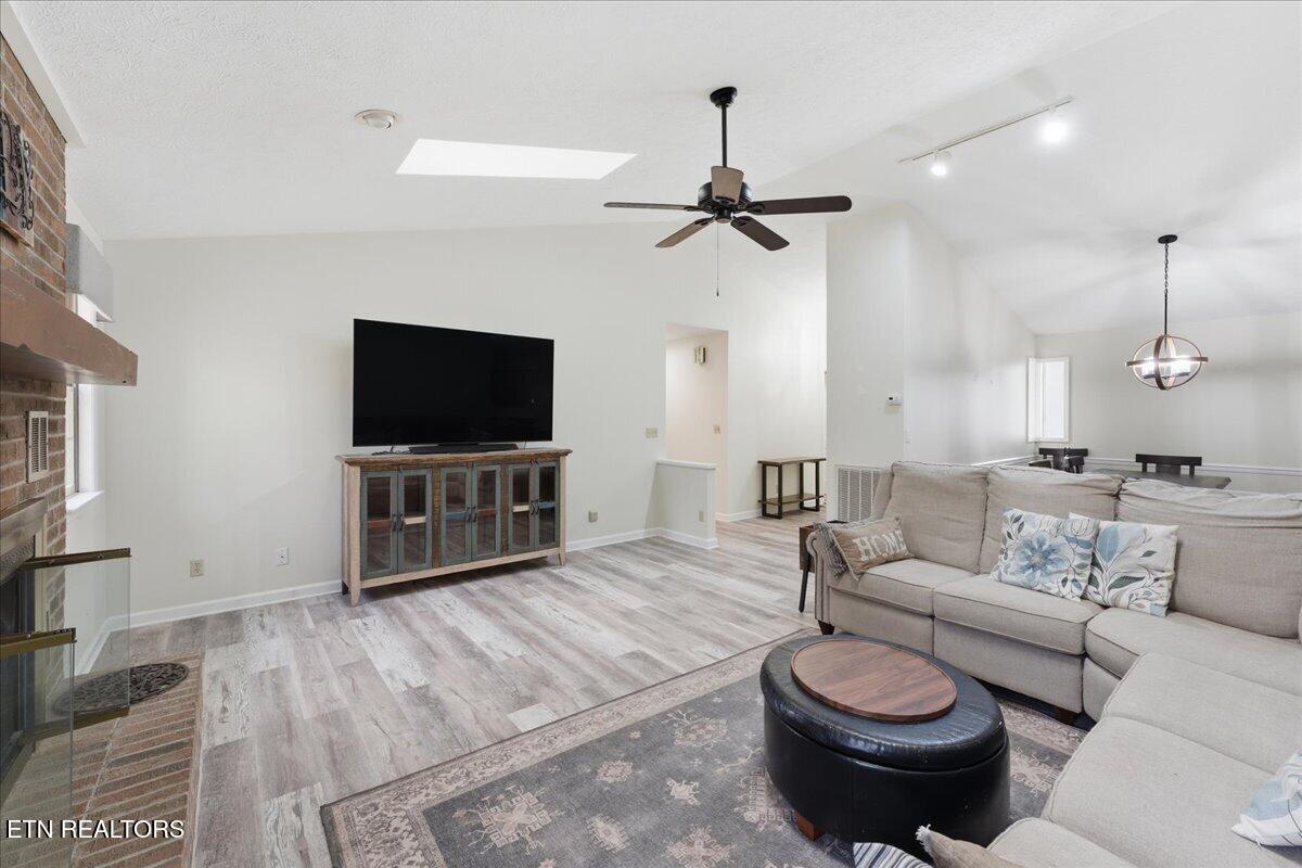 301 Cheestana Way, Loudon, TN - Fort Loudoun and Tellico Lake Real Estate - Image# 9