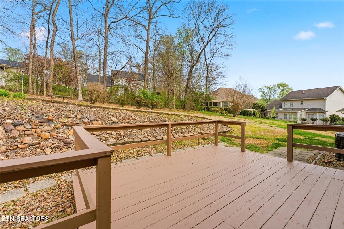 301 Cheestana Way, Loudon, TN - Fort Loudoun and Tellico Lake Real Estate - Image# 18