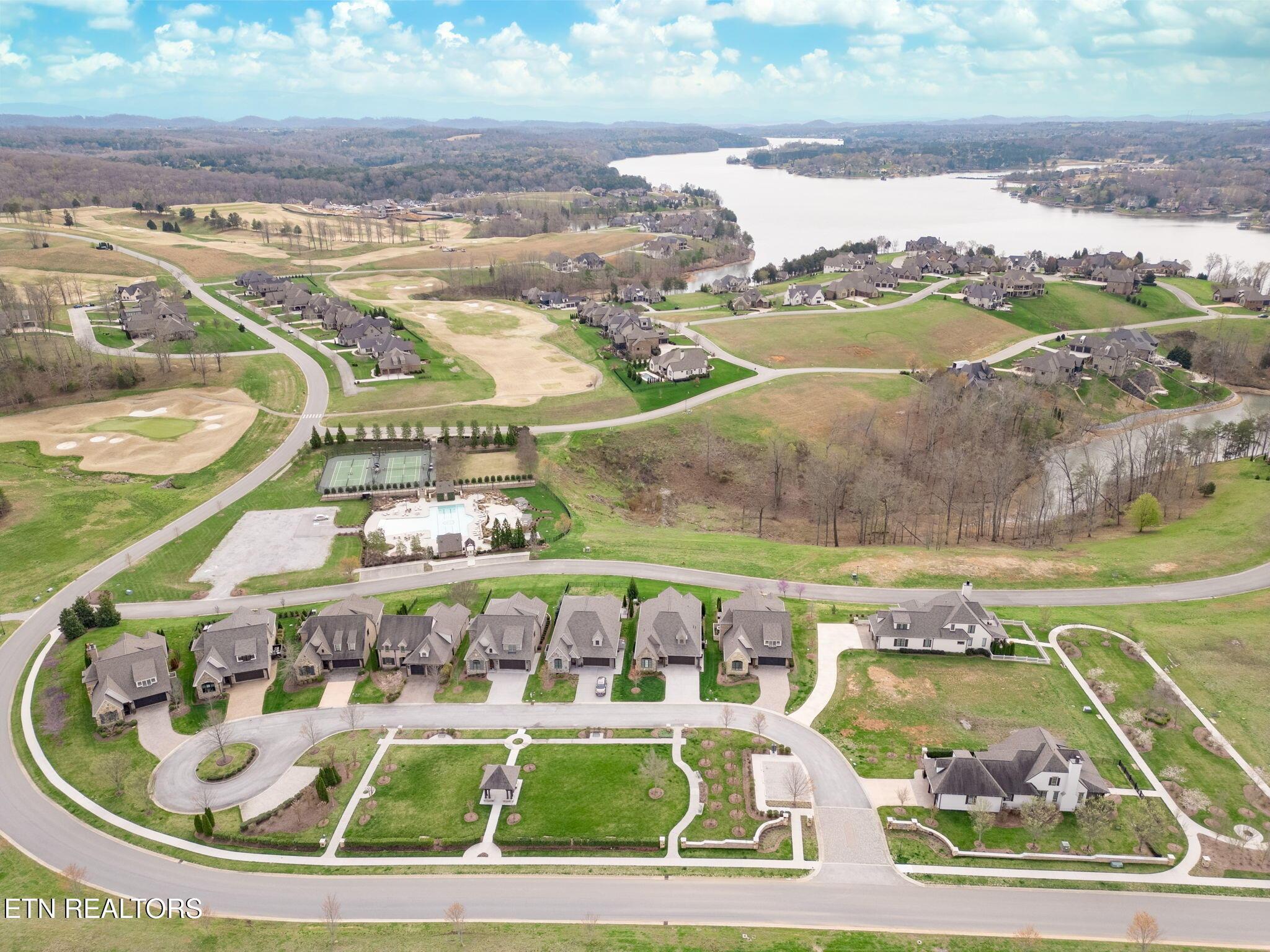138 E Highlands Circle, Lenoir City, TN - Fort Loudoun and Tellico Lake Real Estate - Image# 8
