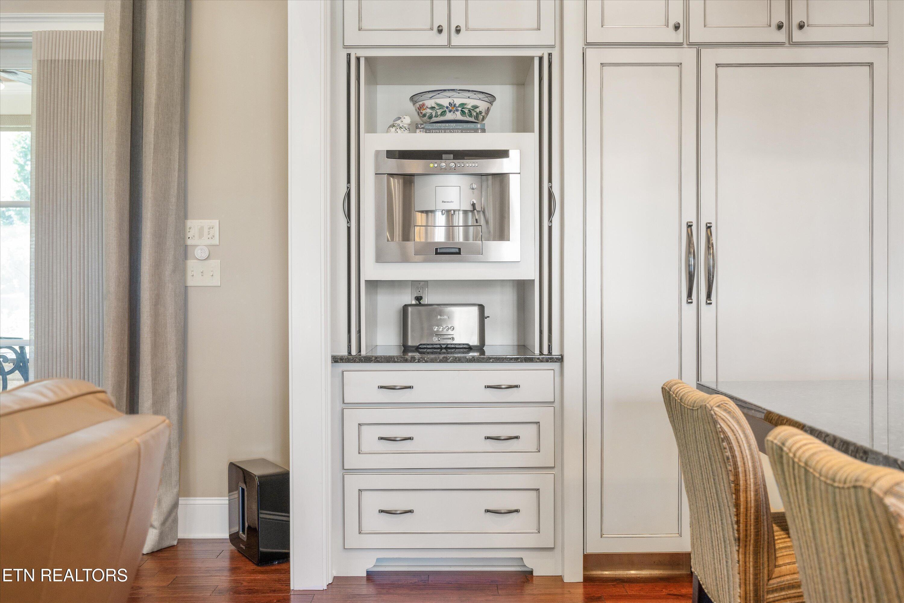 1440 Charlottesville Blvd, Knoxville, TN - Fort Loudoun and Tellico Lake Real Estate - Image# 14