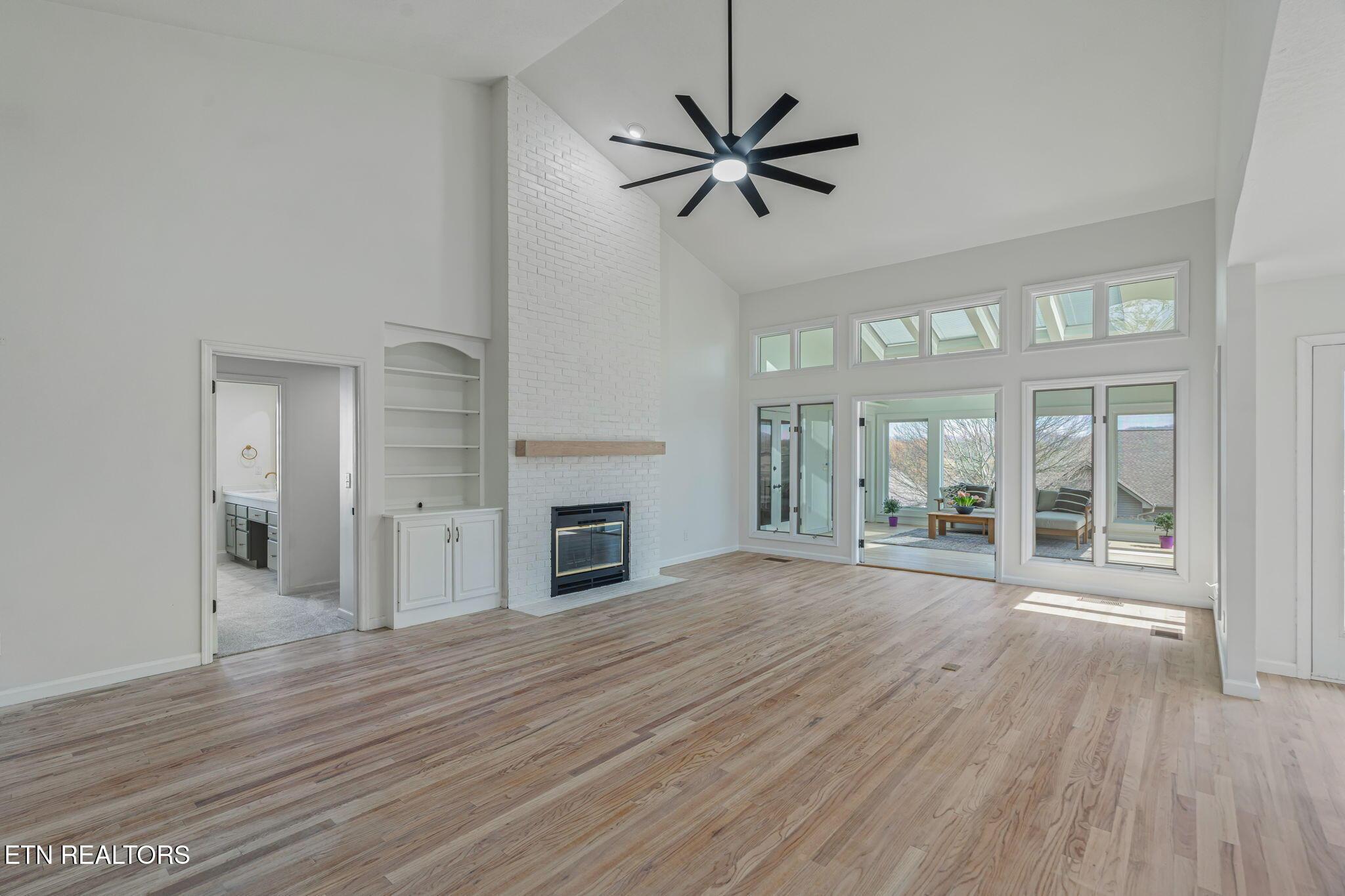 318 Cheestana Way, Loudon, TN - Fort Loudoun and Tellico Lake Real Estate - Image# 4