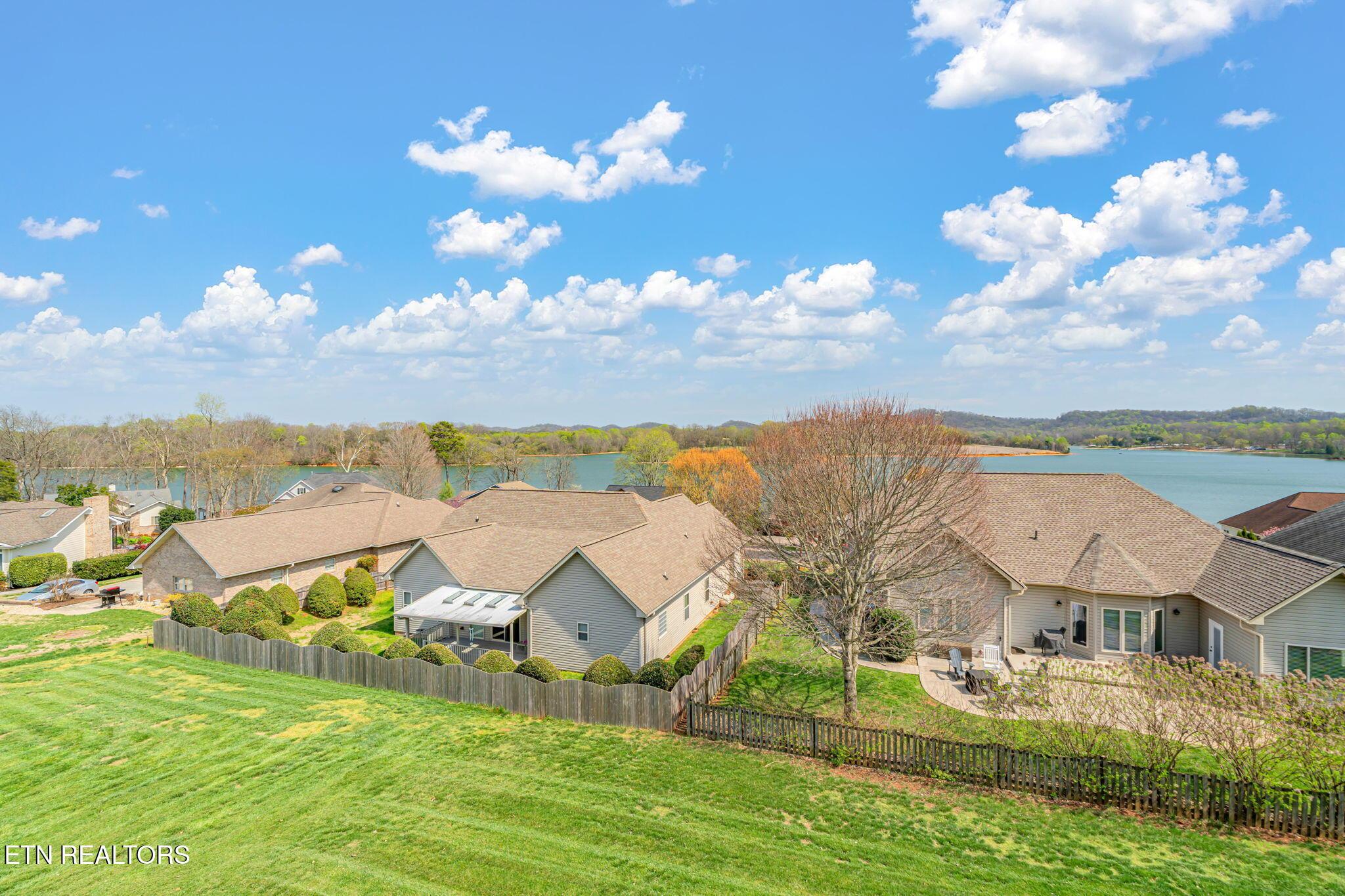318 Cheestana Way, Loudon, TN - Fort Loudoun and Tellico Lake Real Estate - Image# 16