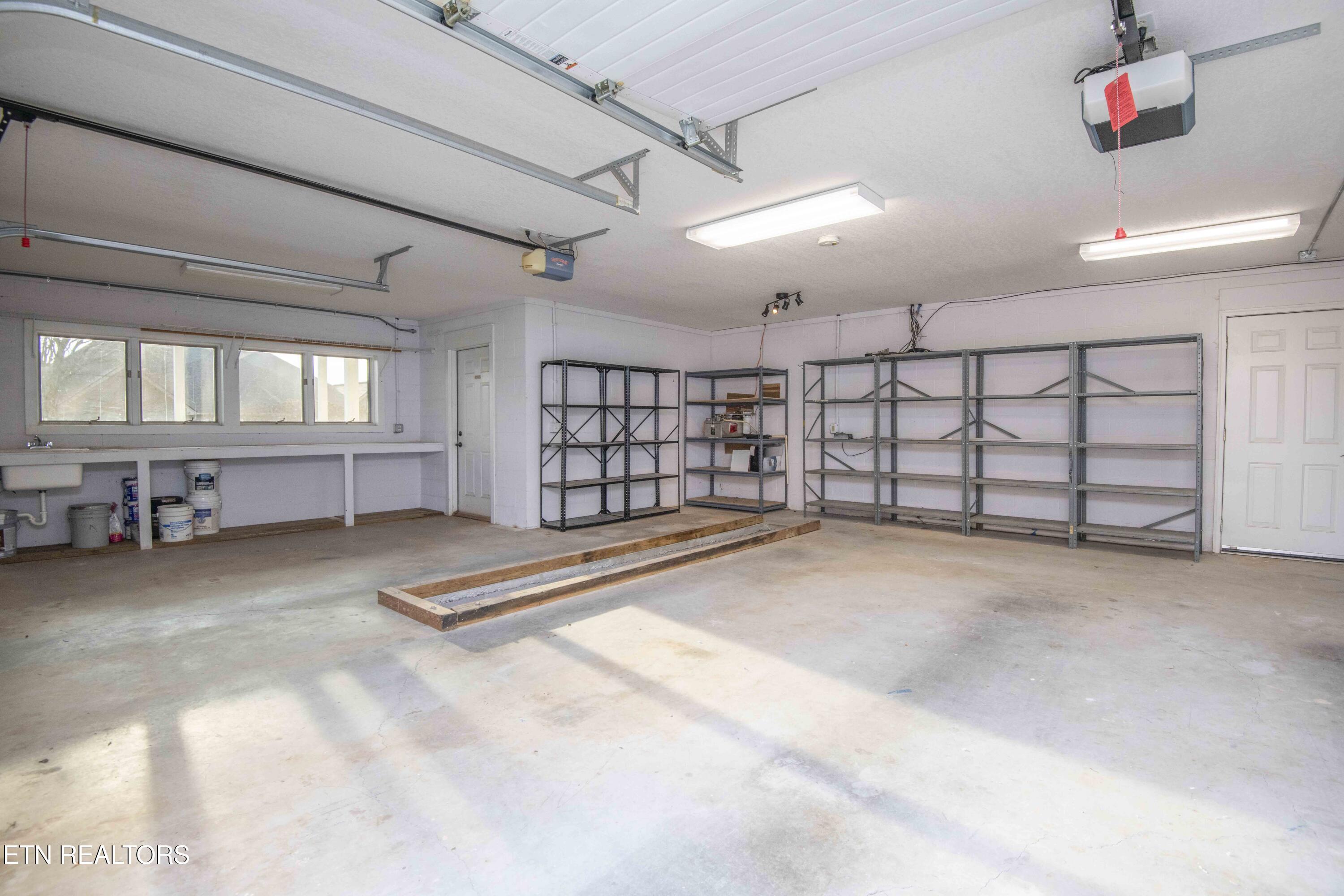 318 Cheestana Way, Loudon, TN - Fort Loudoun and Tellico Lake Real Estate - Image# 49