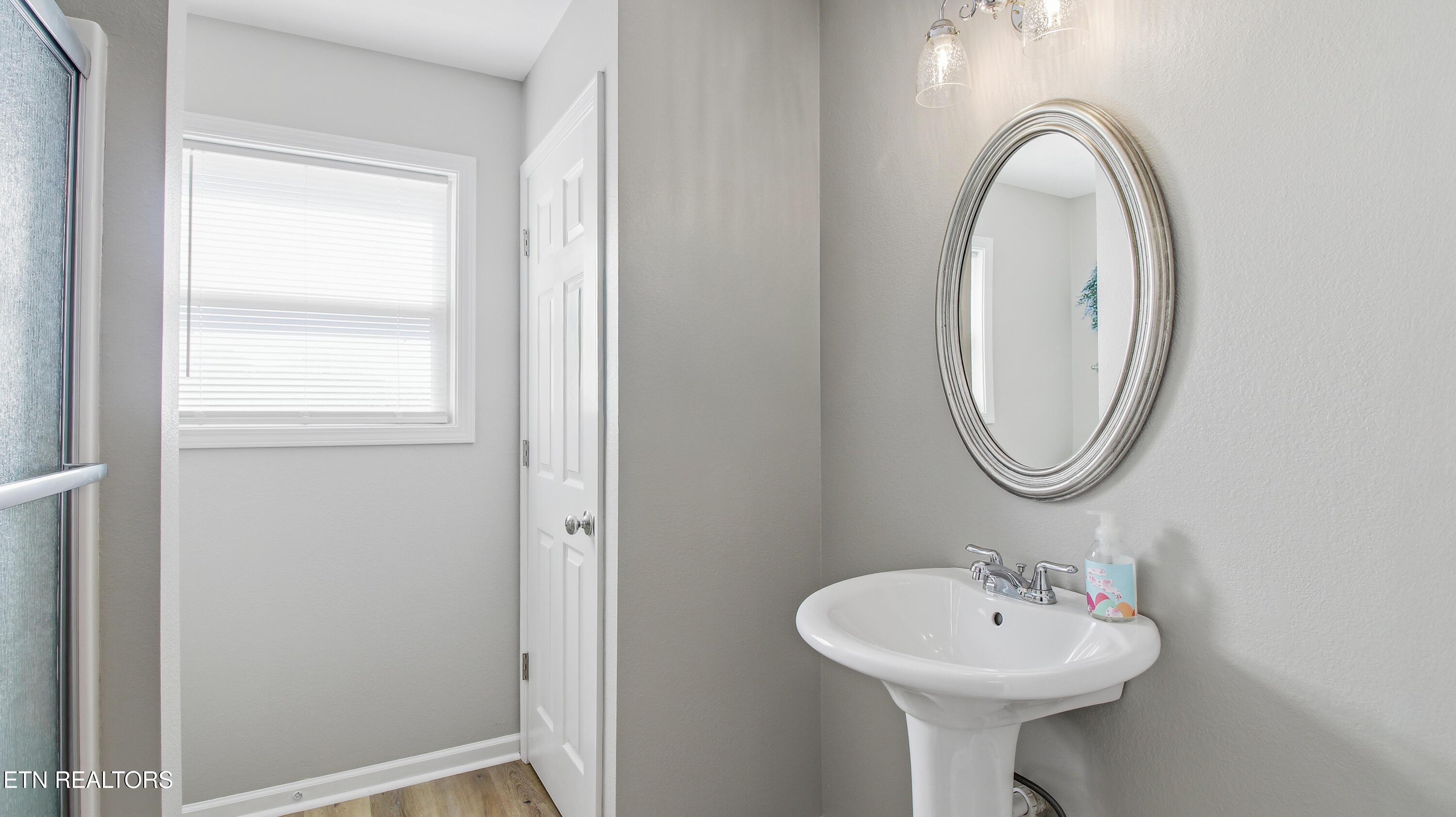 1435 Club Drive, Loudon, TN - Fort Loudoun and Tellico Lake Real Estate - Image# 25