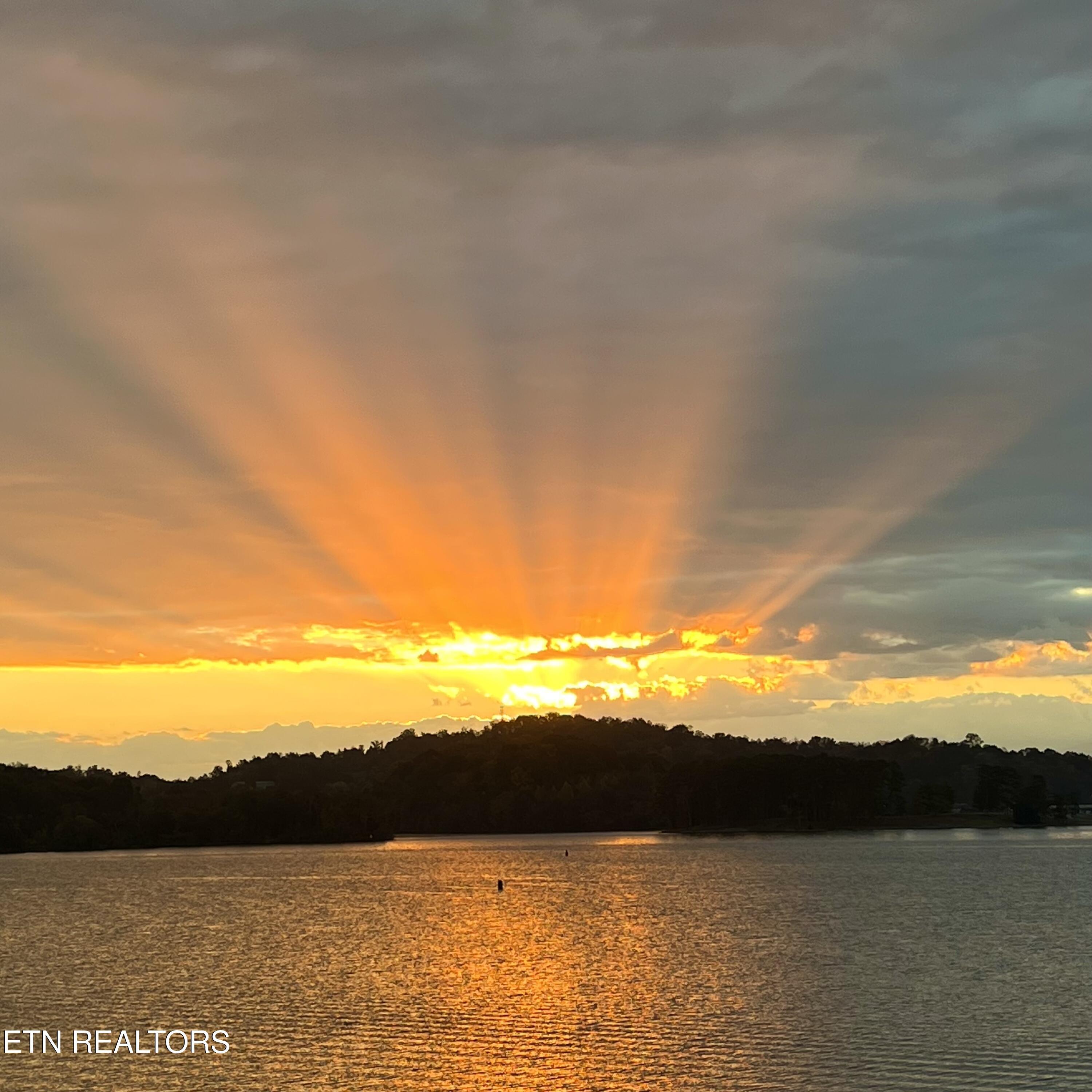 3466 Navigator Point, Knoxville, TN - Fort Loudoun and Tellico Lake Real Estate - Image# 40