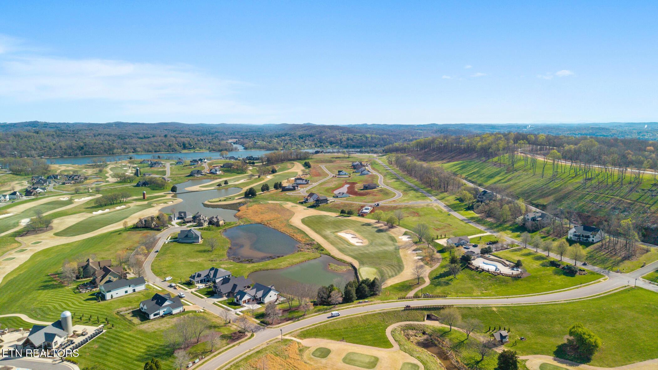 592 Old Barn Lane, Loudon, TN - Fort Loudoun and Tellico Lake Real Estate - Image# 16