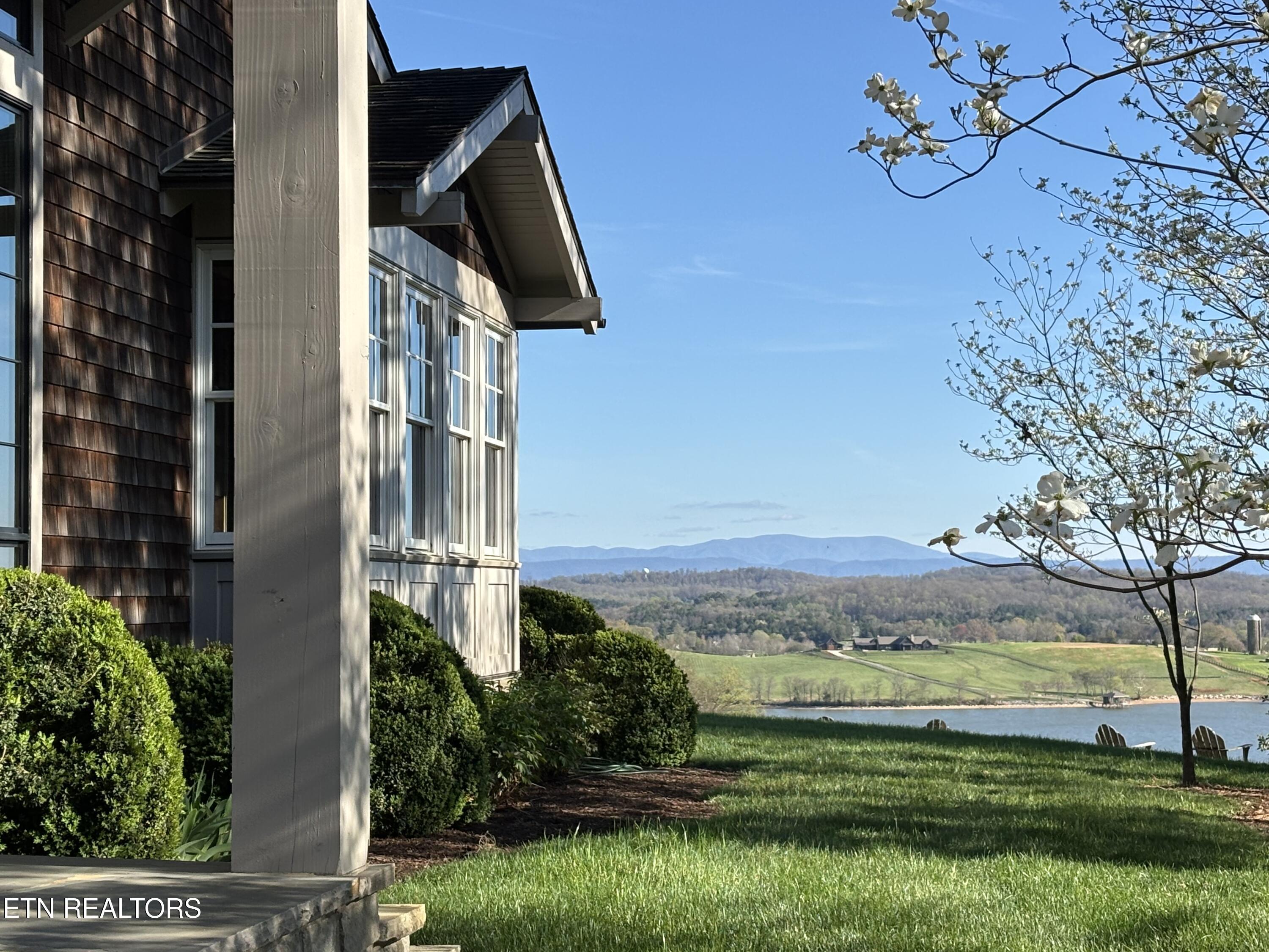 2027 Arcadia Peninsula Way, Knoxville, TN - Fort Loudoun and Tellico Lake Real Estate - Image# 5