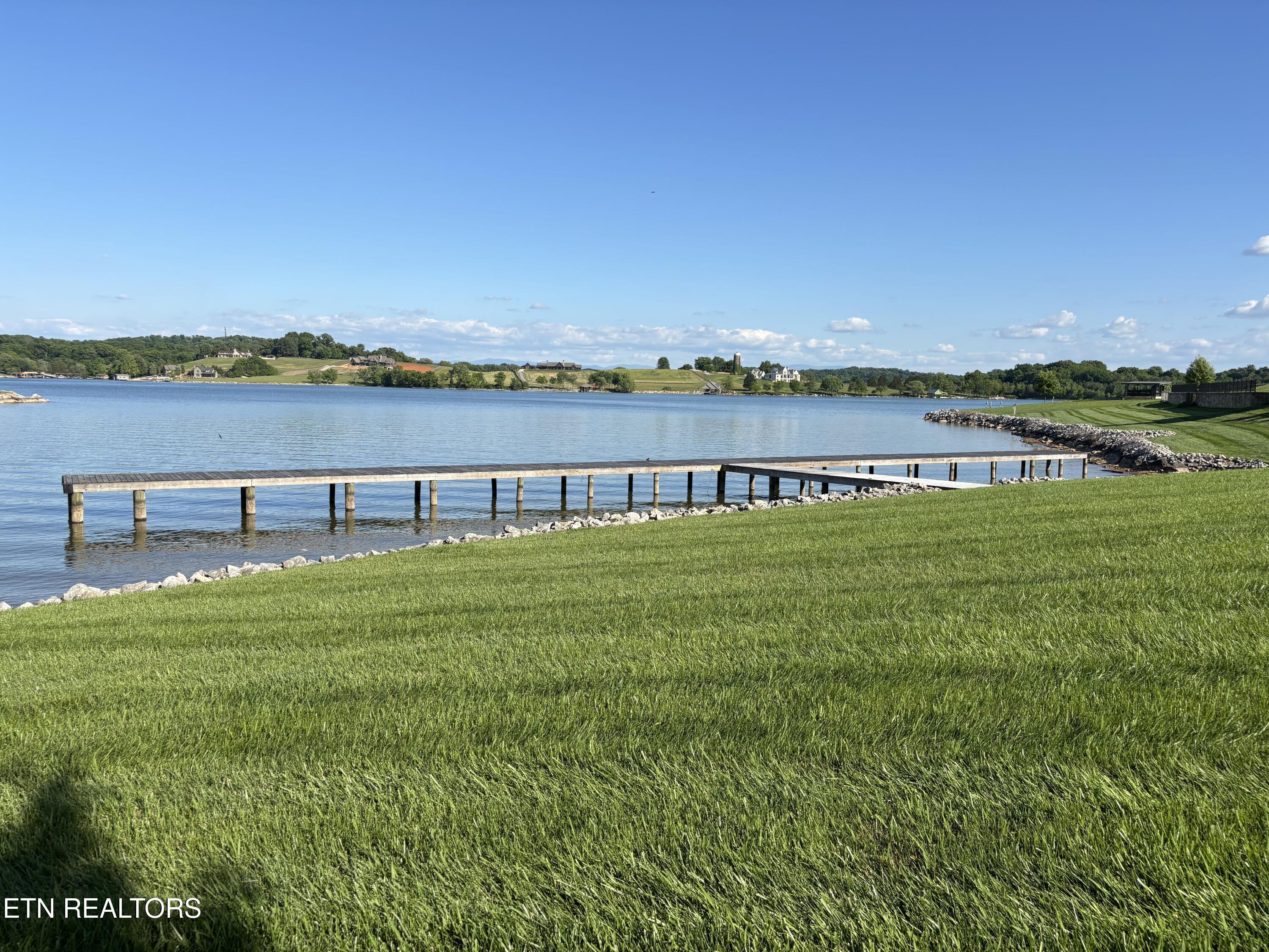 2027 Arcadia Peninsula Way, Knoxville, TN - Fort Loudoun and Tellico Lake Real Estate - Image# 9