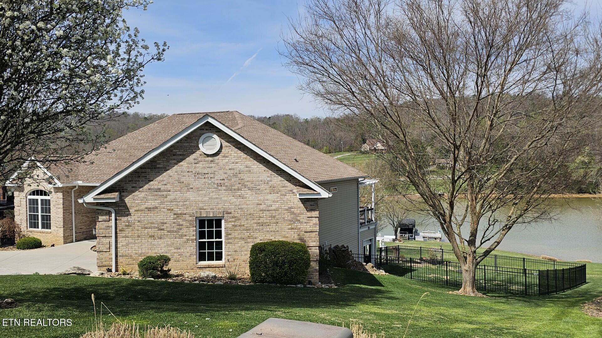 236 Unutsi Tr, Vonore, TN - Fort Loudoun and Tellico Lake Real Estate - Image# 3