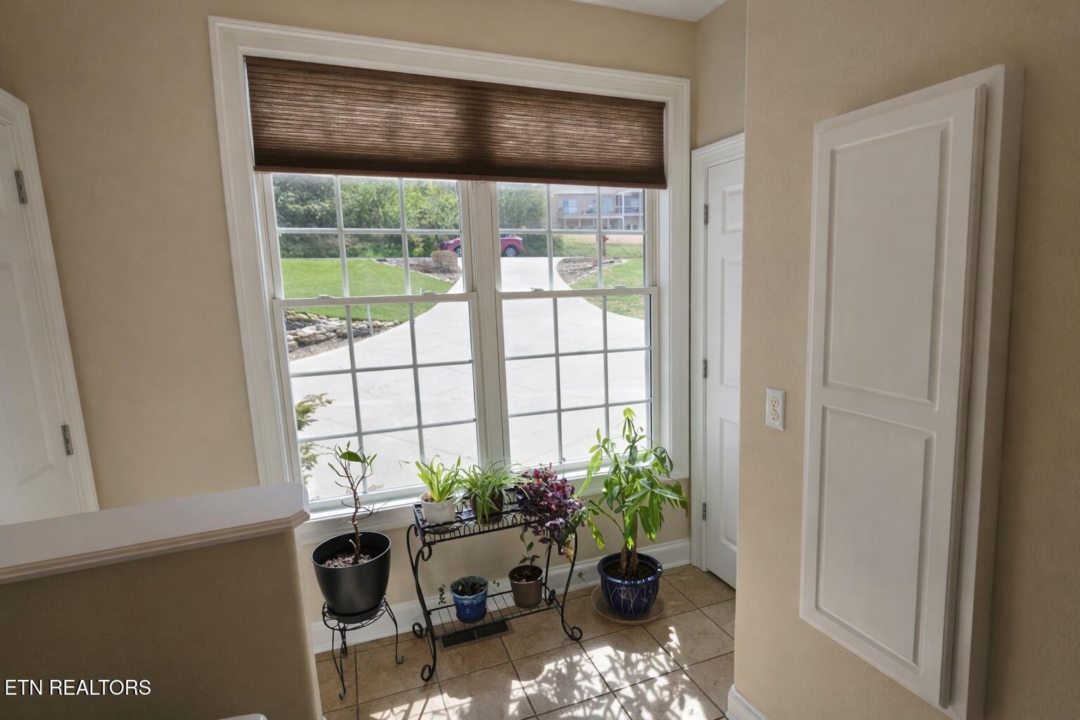 236 Unutsi Tr, Vonore, TN - Fort Loudoun and Tellico Lake Real Estate - Image# 16