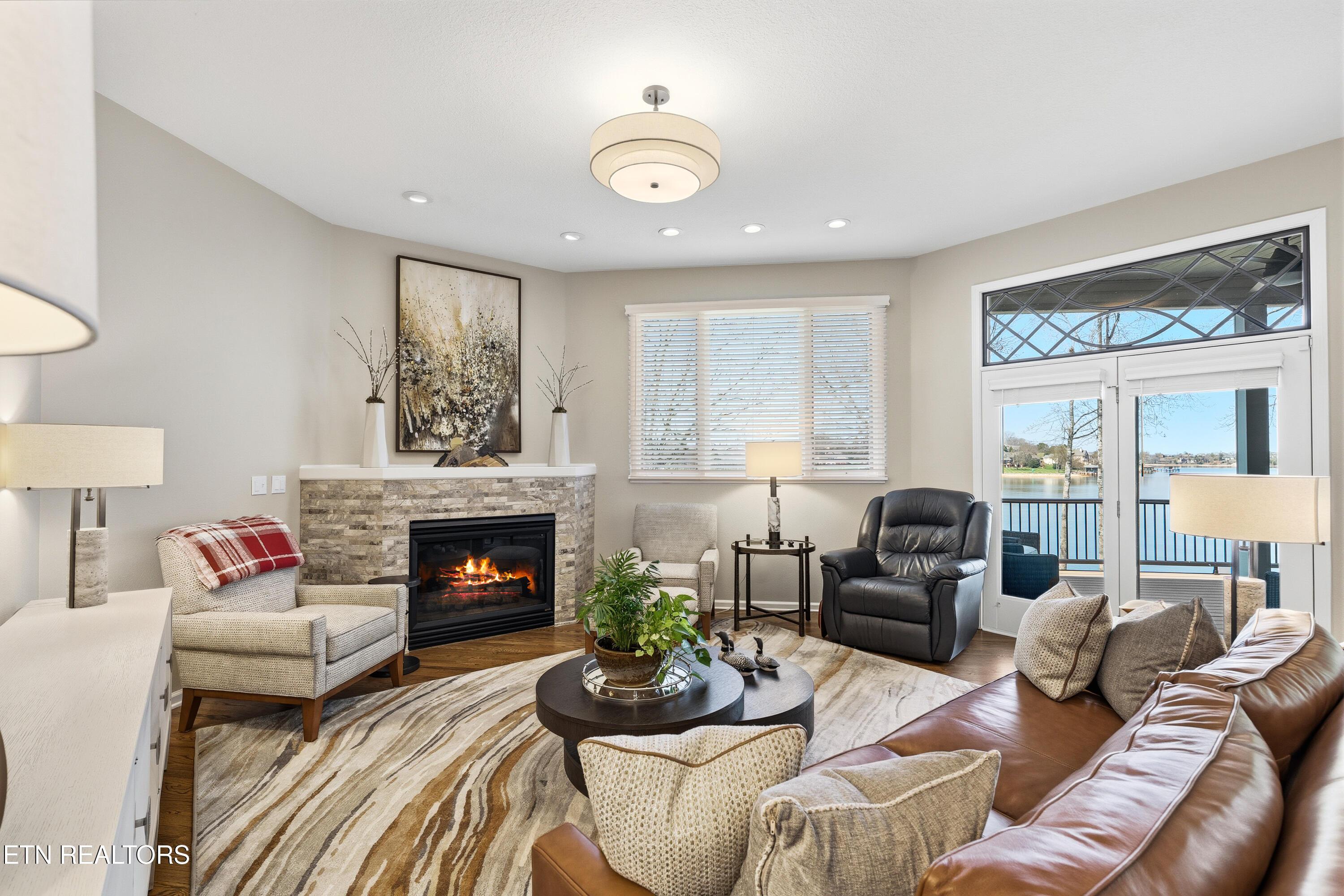 323 Okmulgee Circle, Loudon, TN - Fort Loudoun and Tellico Lake Real Estate - Image# 11