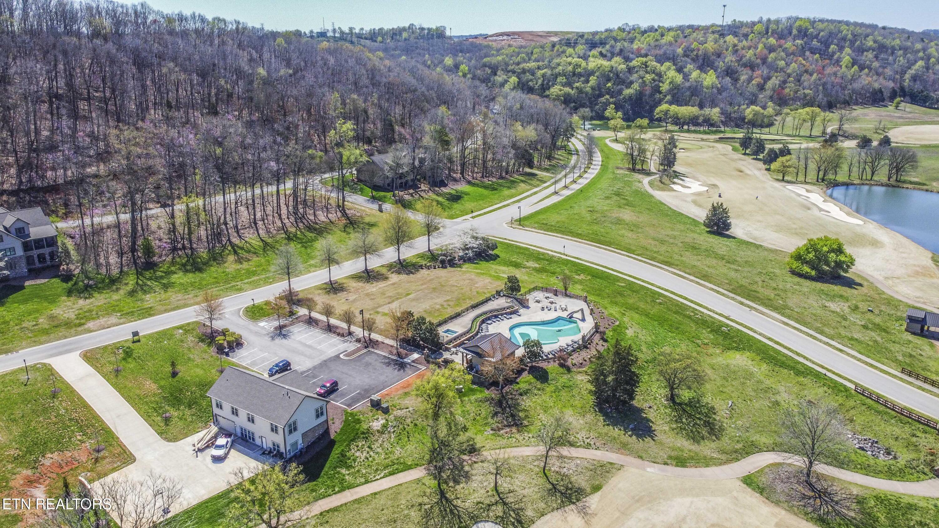 687 River Bank Tr, Loudon, TN - Fort Loudoun and Tellico Lake Real Estate - Image# 13